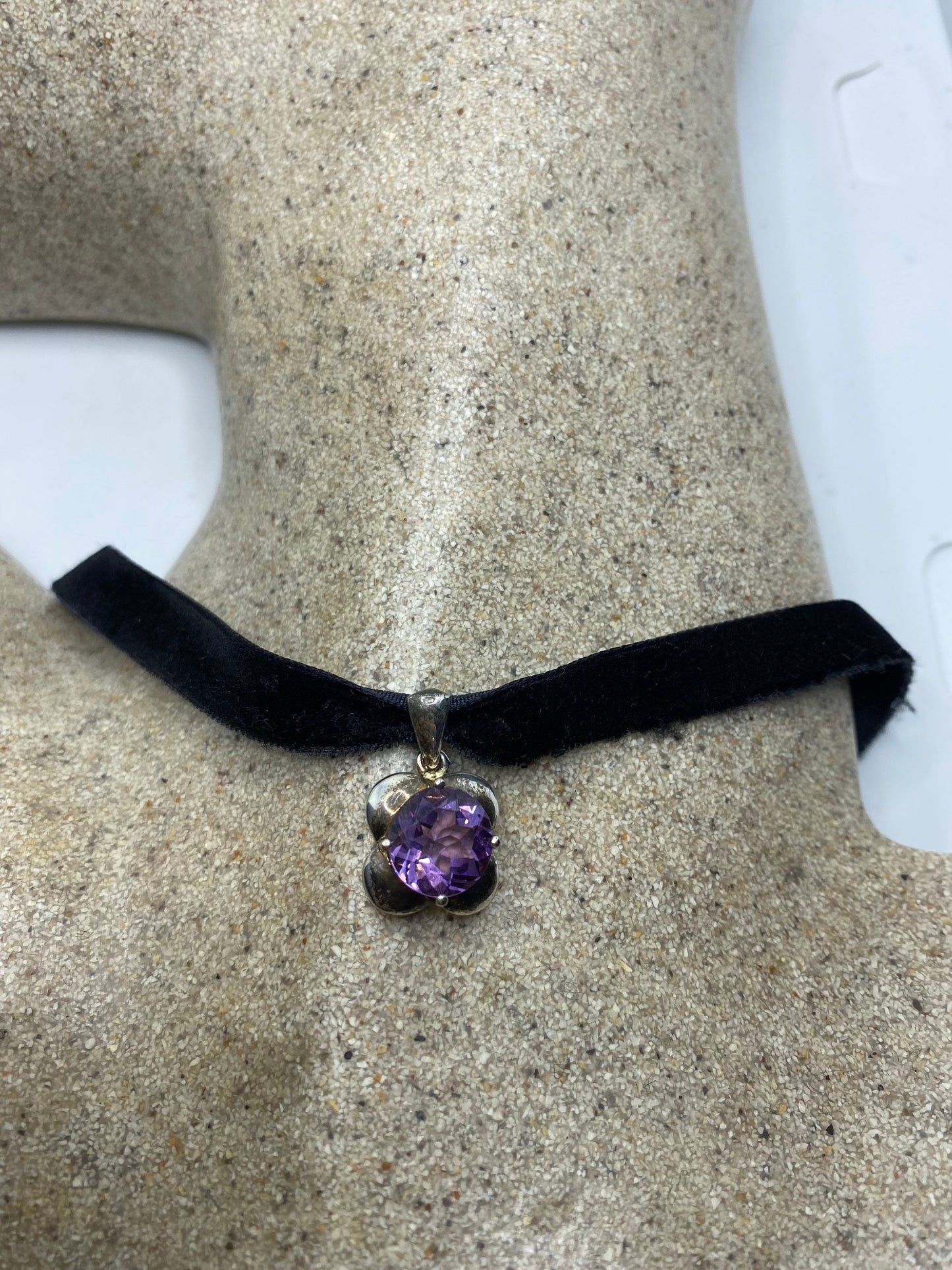 Vintage Choker 925 Sterling Silver Purple Amethyst Pendant