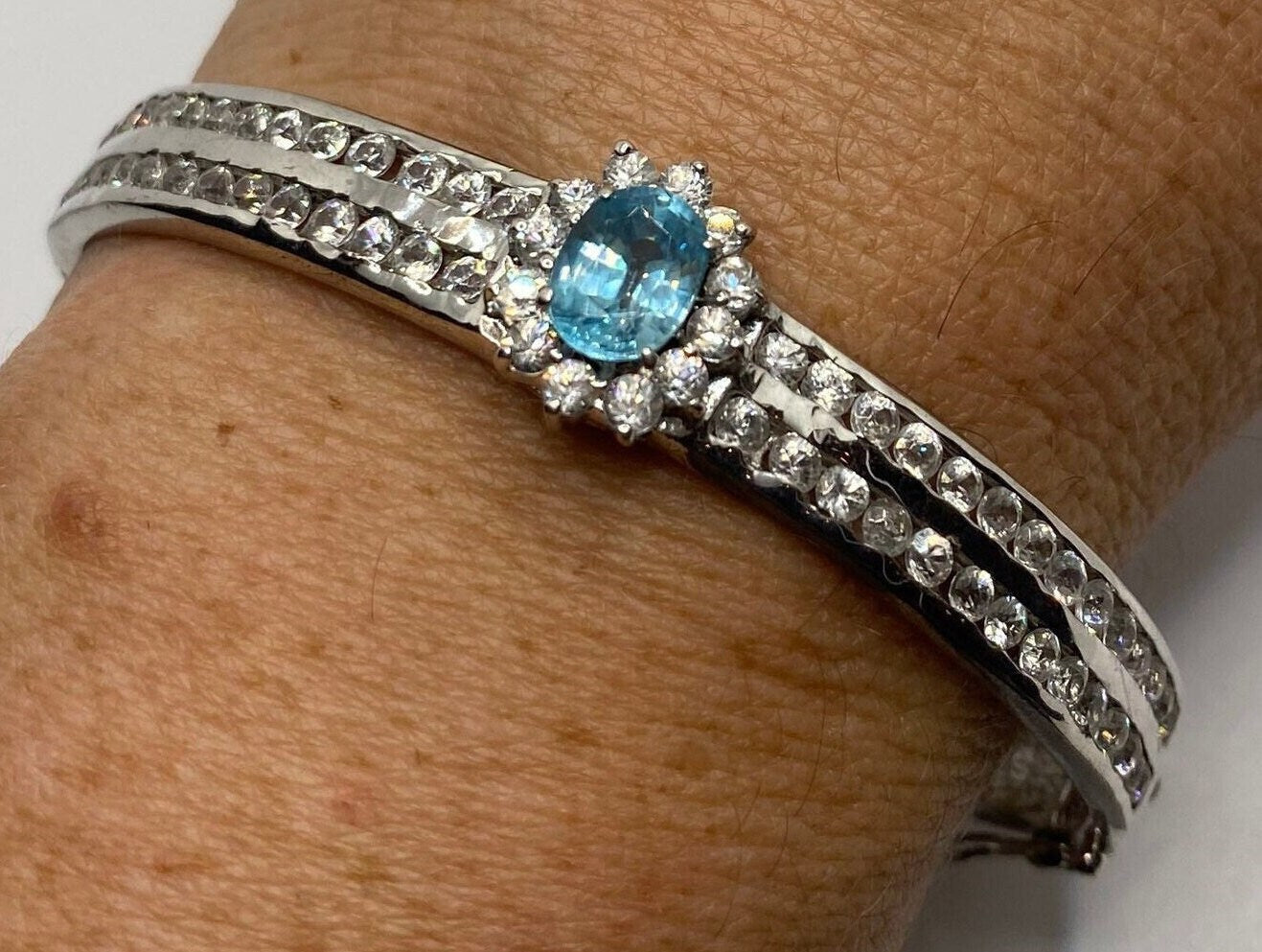 Vintage Blue Topaz 925 Sterling Silver Bangle Bracelet