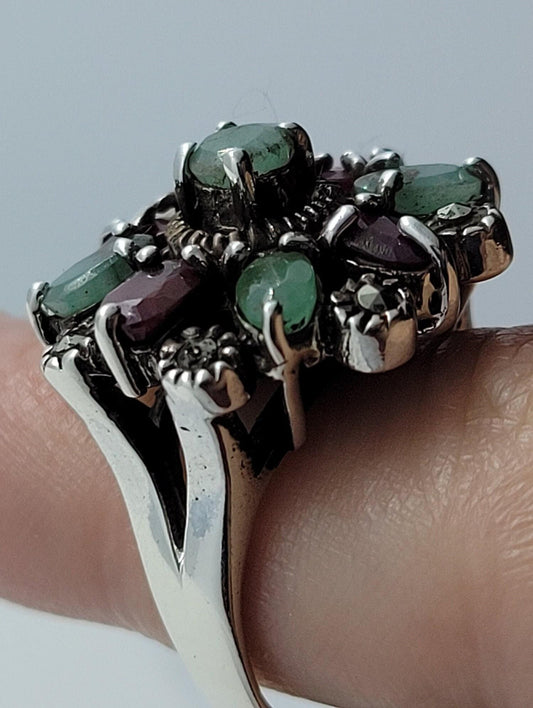 Vintage Emerald and Ruby Ring in 925 Sterling Silver with Marcasite on finger