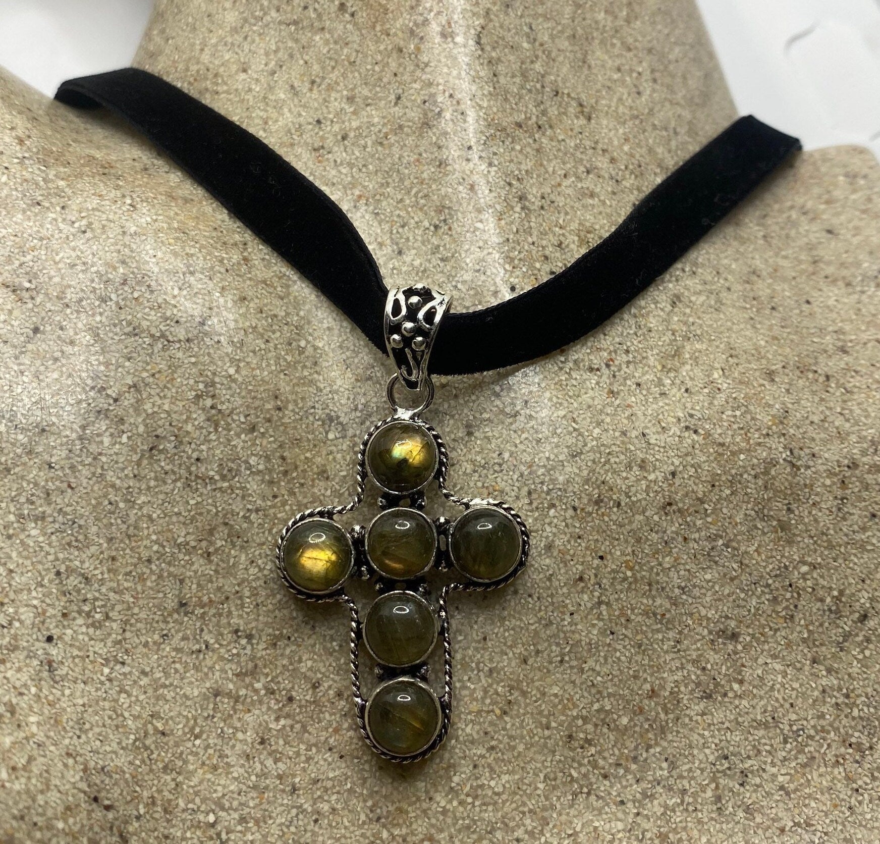 Vintage Silver Genuine Rainbow Labradorite Cross Choker Black Velvet Necklace.