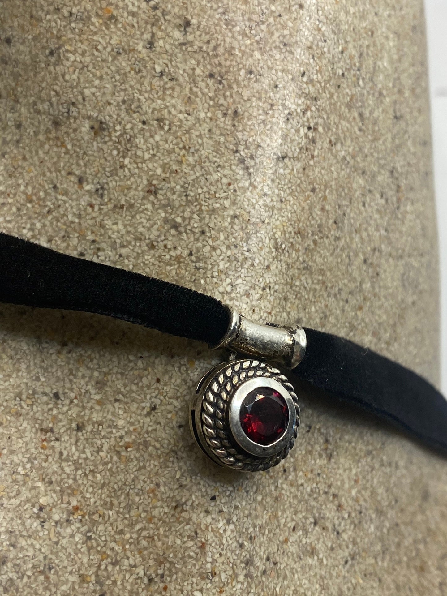 Vintage Handmade 925 Sterling Silver Genuine Garnet Antique Pendant Necklace
