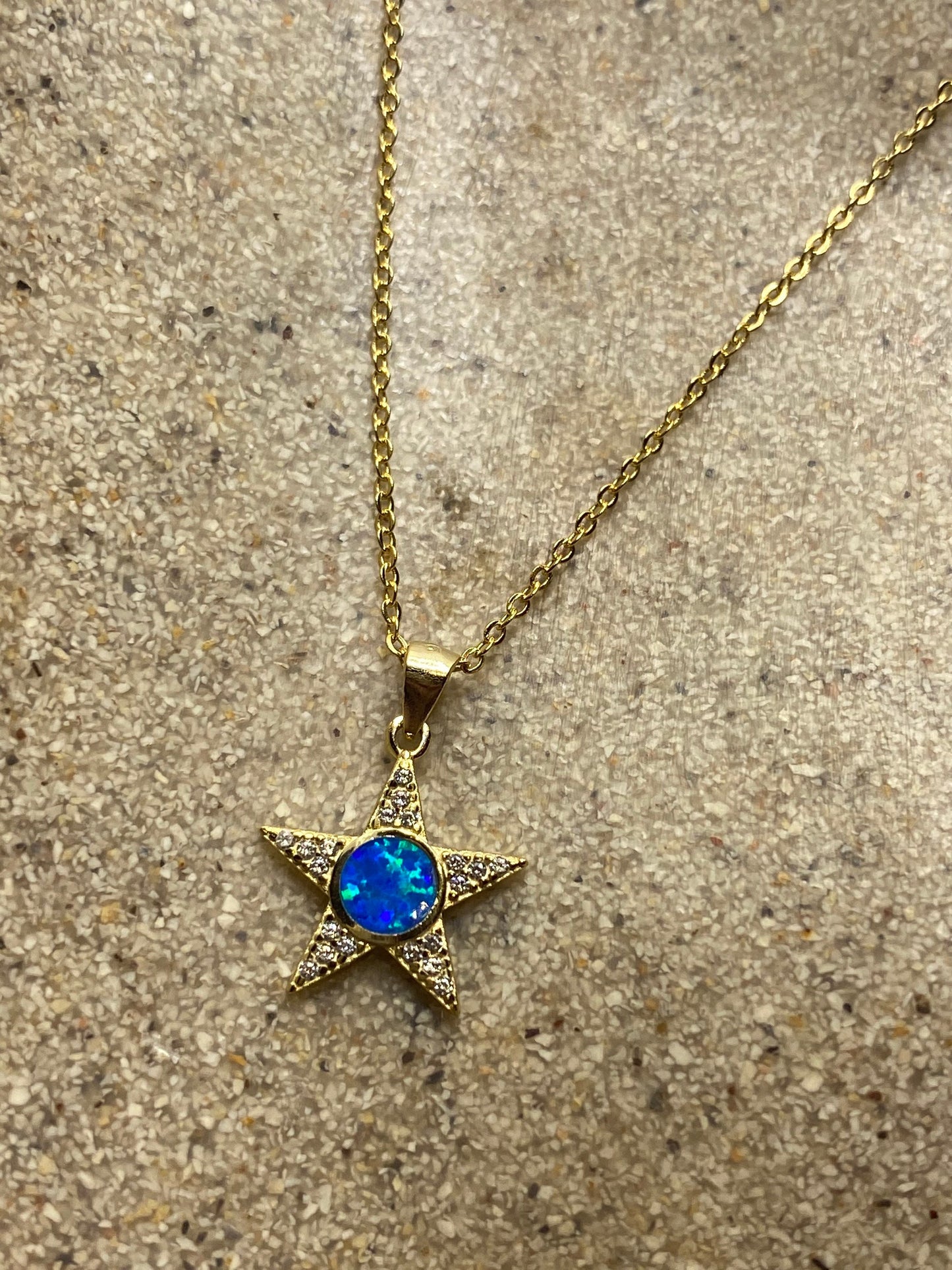 Vintage Blue Fire Opal Star Choker Golden 925 Sterling Silver Pendant Necklace