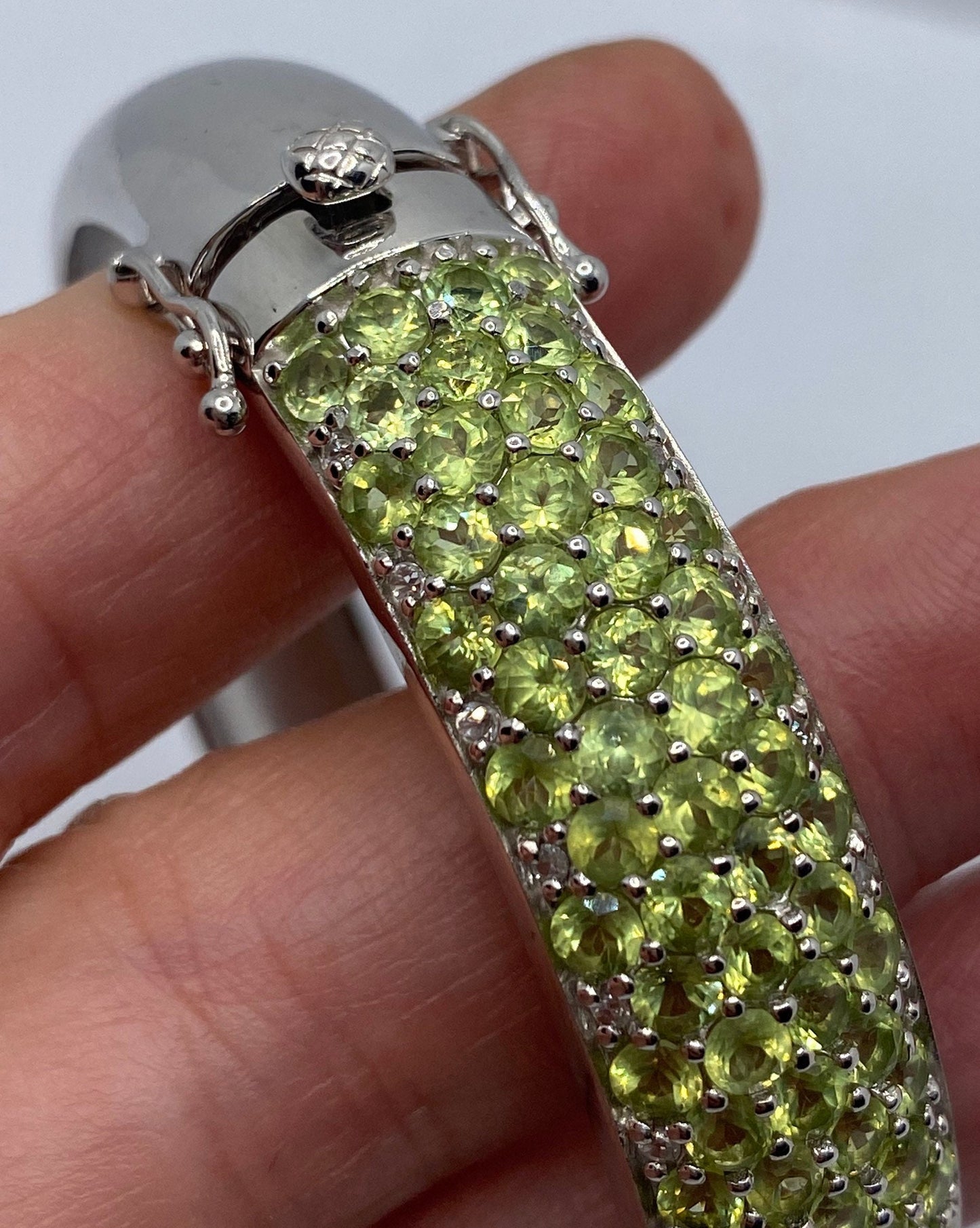 Vintage Green Peridot 925 Sterling Silver Bangle Bracelet