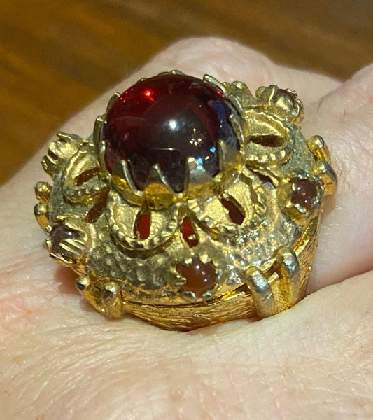 Vintage Red Ruby Glass Golden Bronze Ring