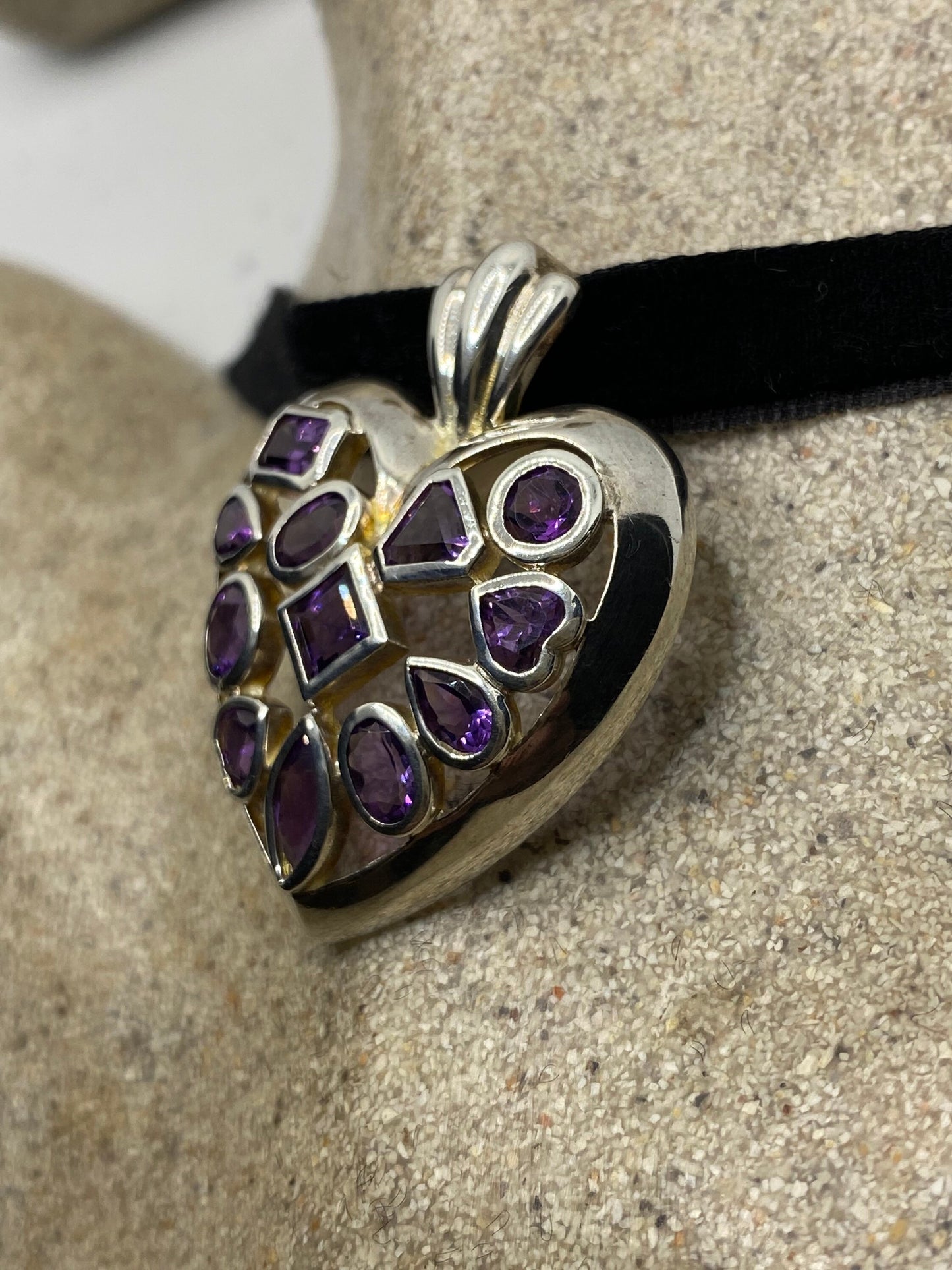 Vintage Heart Choker 925 Sterling Silver Purple Amethyst Pendant