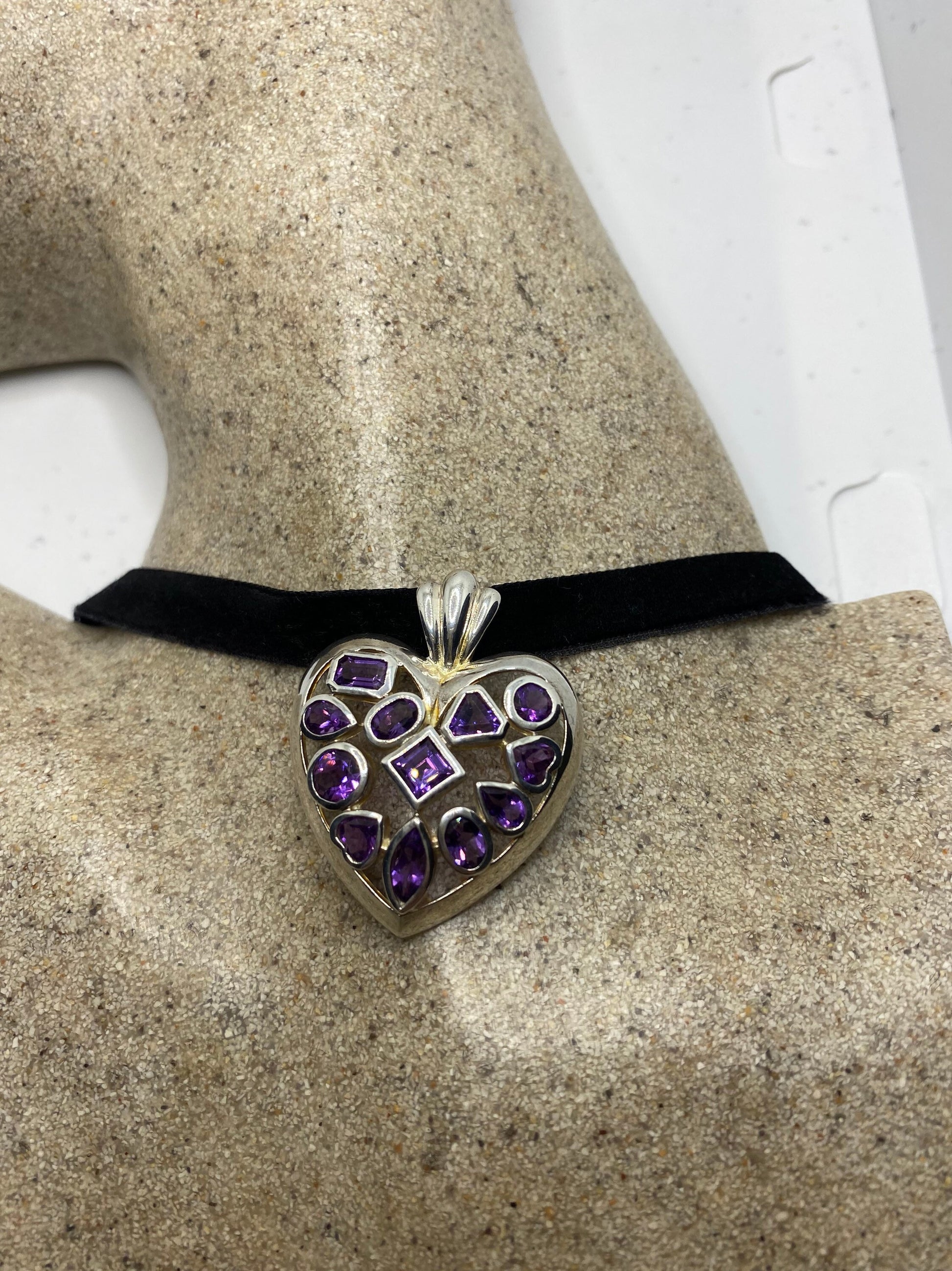 Vintage Heart Choker 925 Sterling Silver Purple Amethyst Pendant