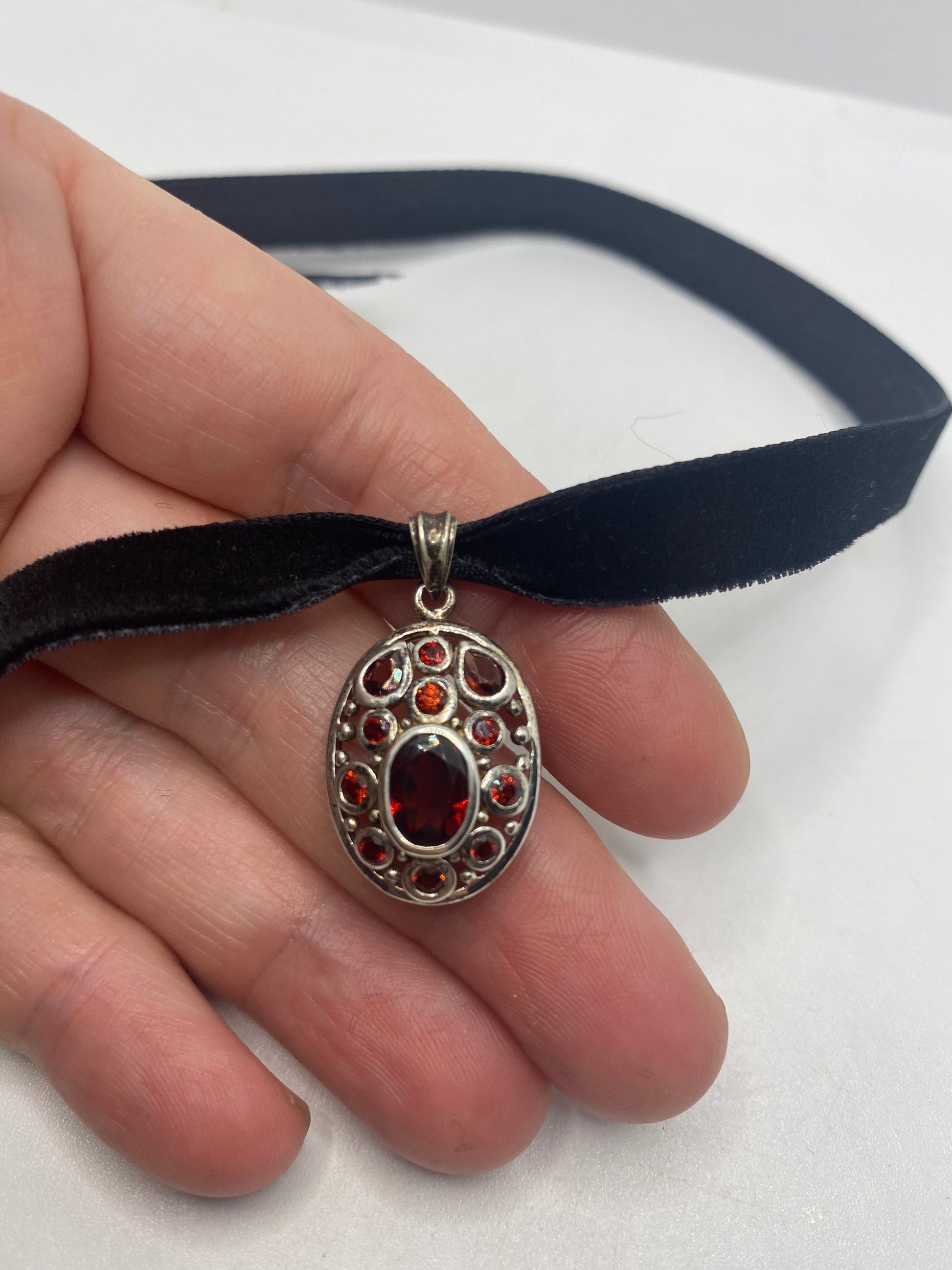 Vintage Handmade 925 Sterling Silver Genuine Garnet Antique Pendant Necklace