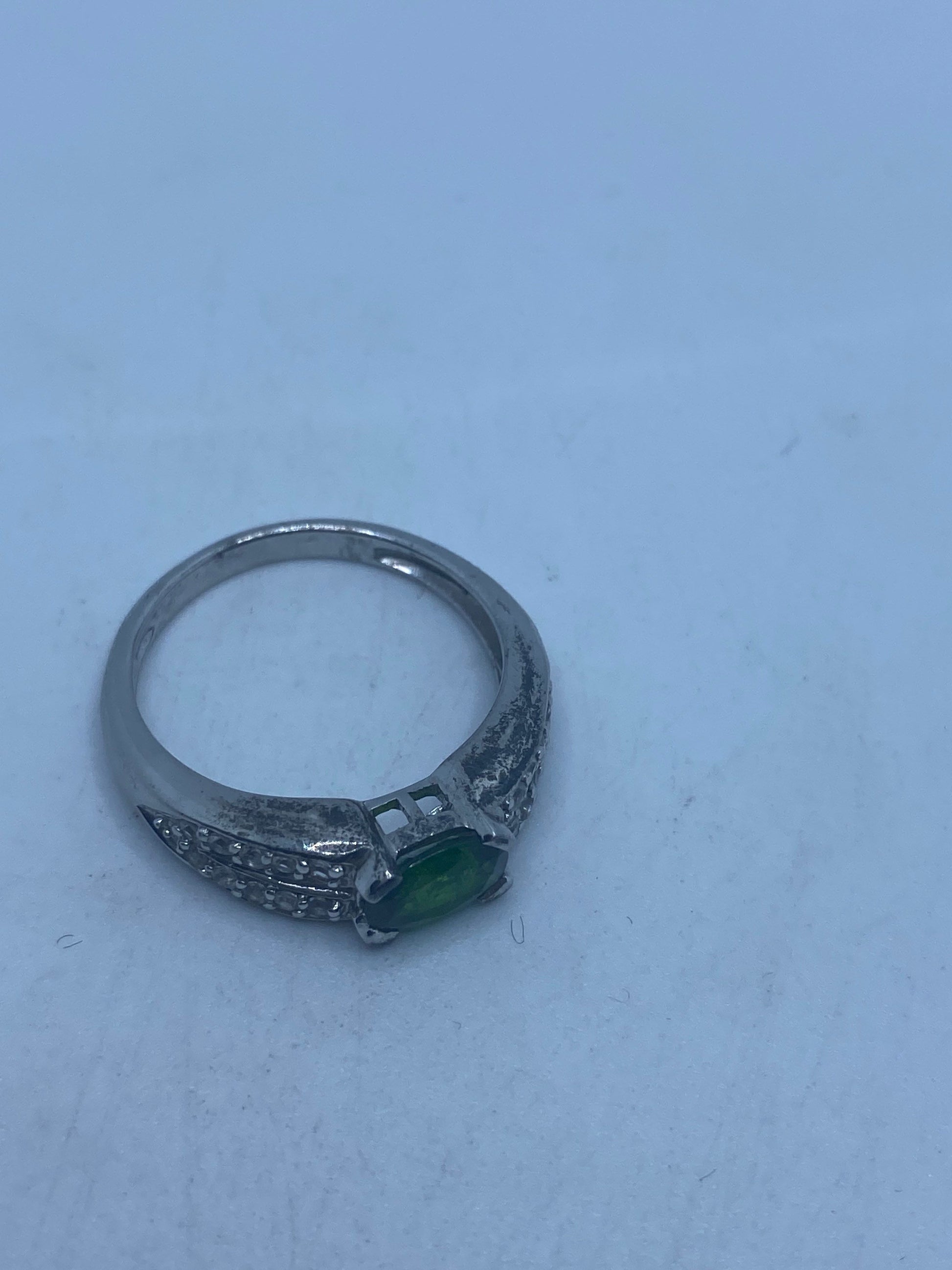 Vintage Green Crome Diopside and White Sapphire 925 Sterling Silver Cocktail Ring