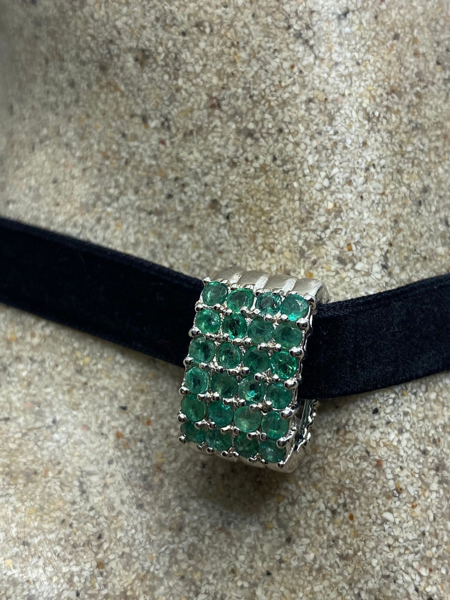 Vintage Green Emerald 925 Sterling Silver White Sapphire Pendant Choker