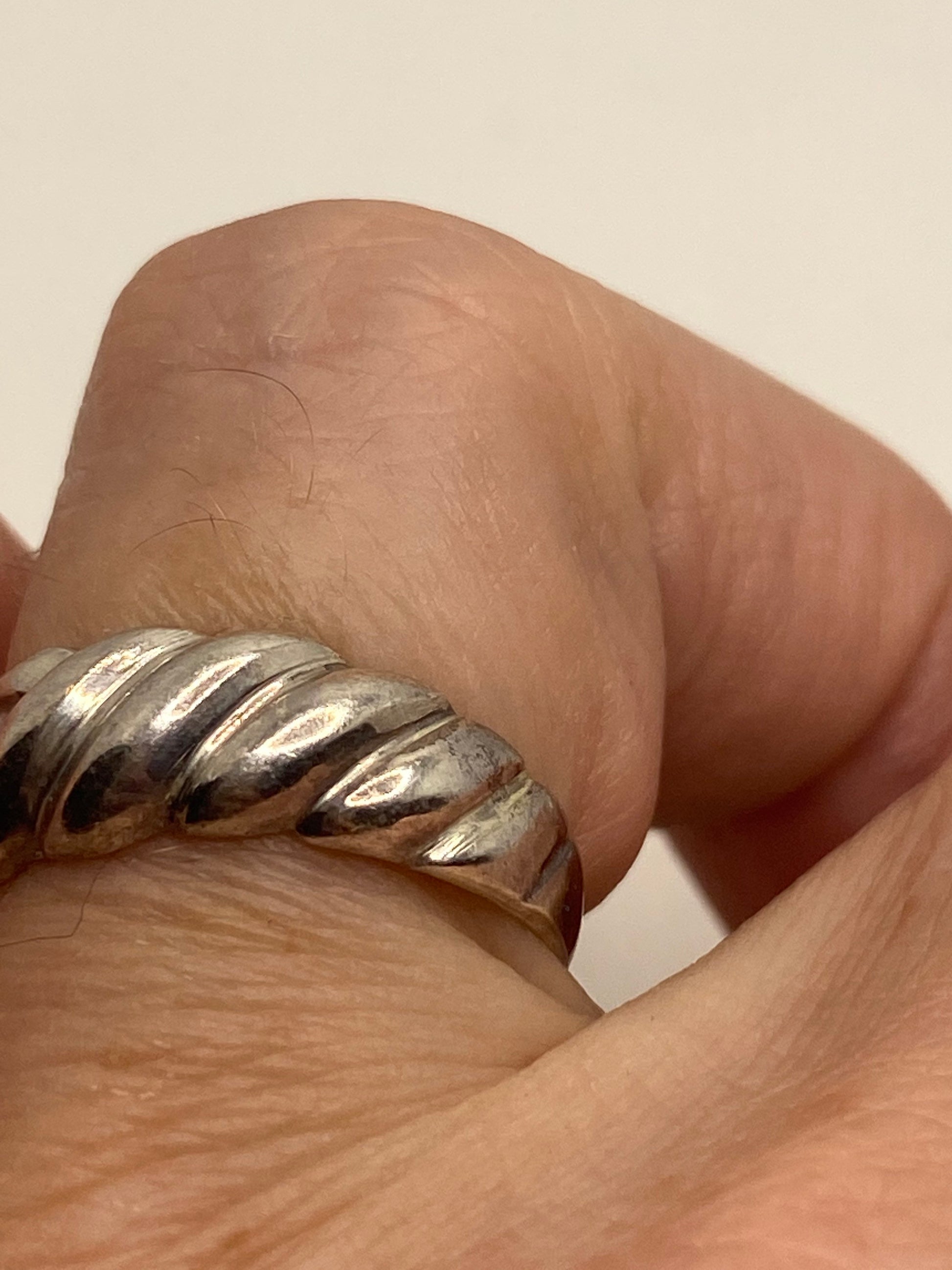 Vintage 925 Sterling Silver Antiqued Band Ring
