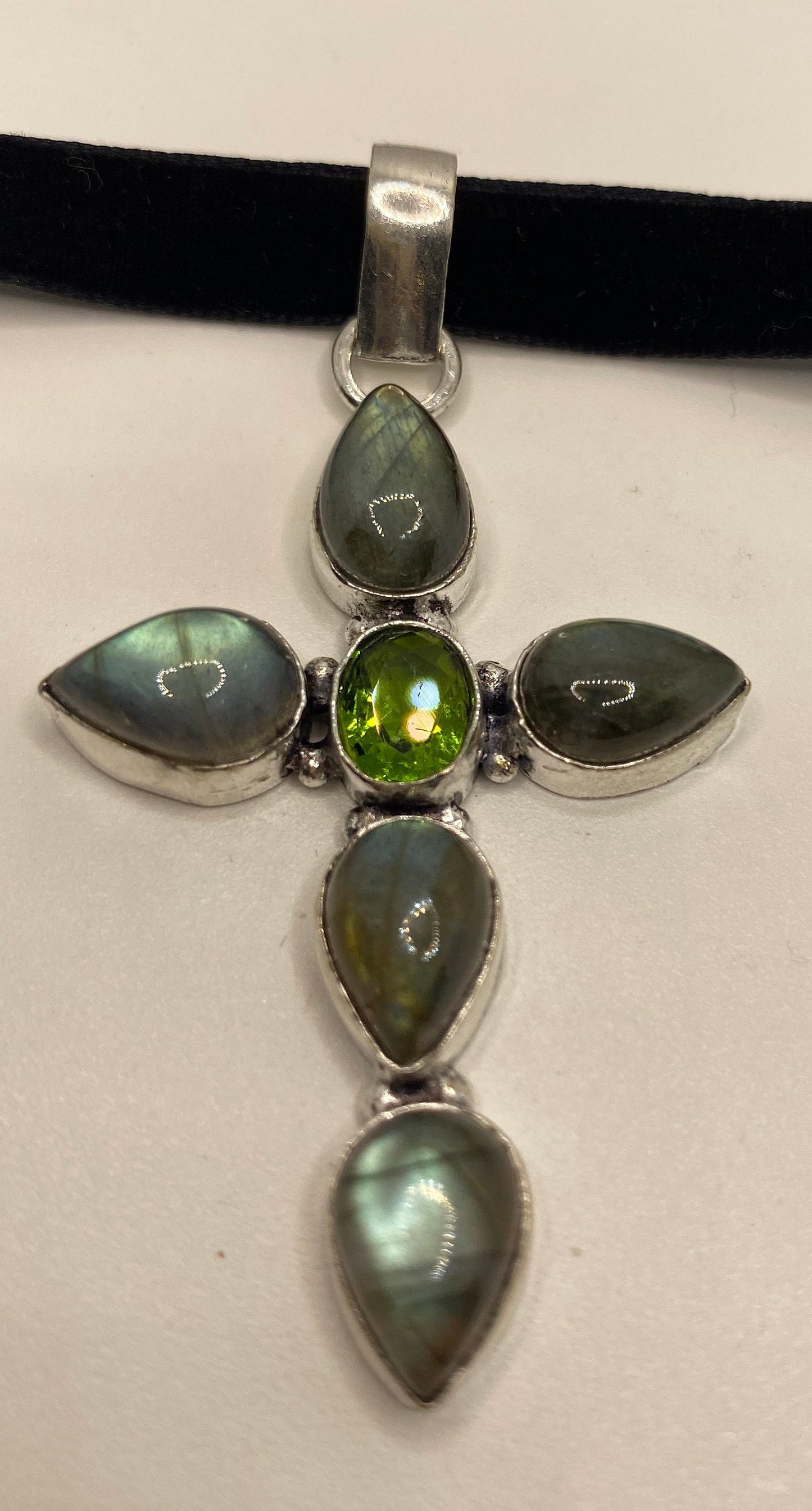 Vintage Rainbow Labradorite Cross Choker Pendant Necklace
