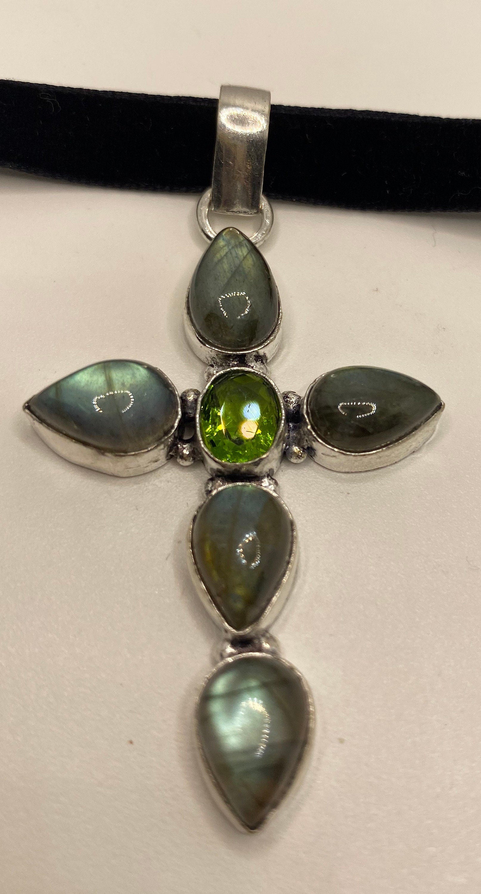 Vintage Rainbow Labradorite Cross Choker Pendant Necklace