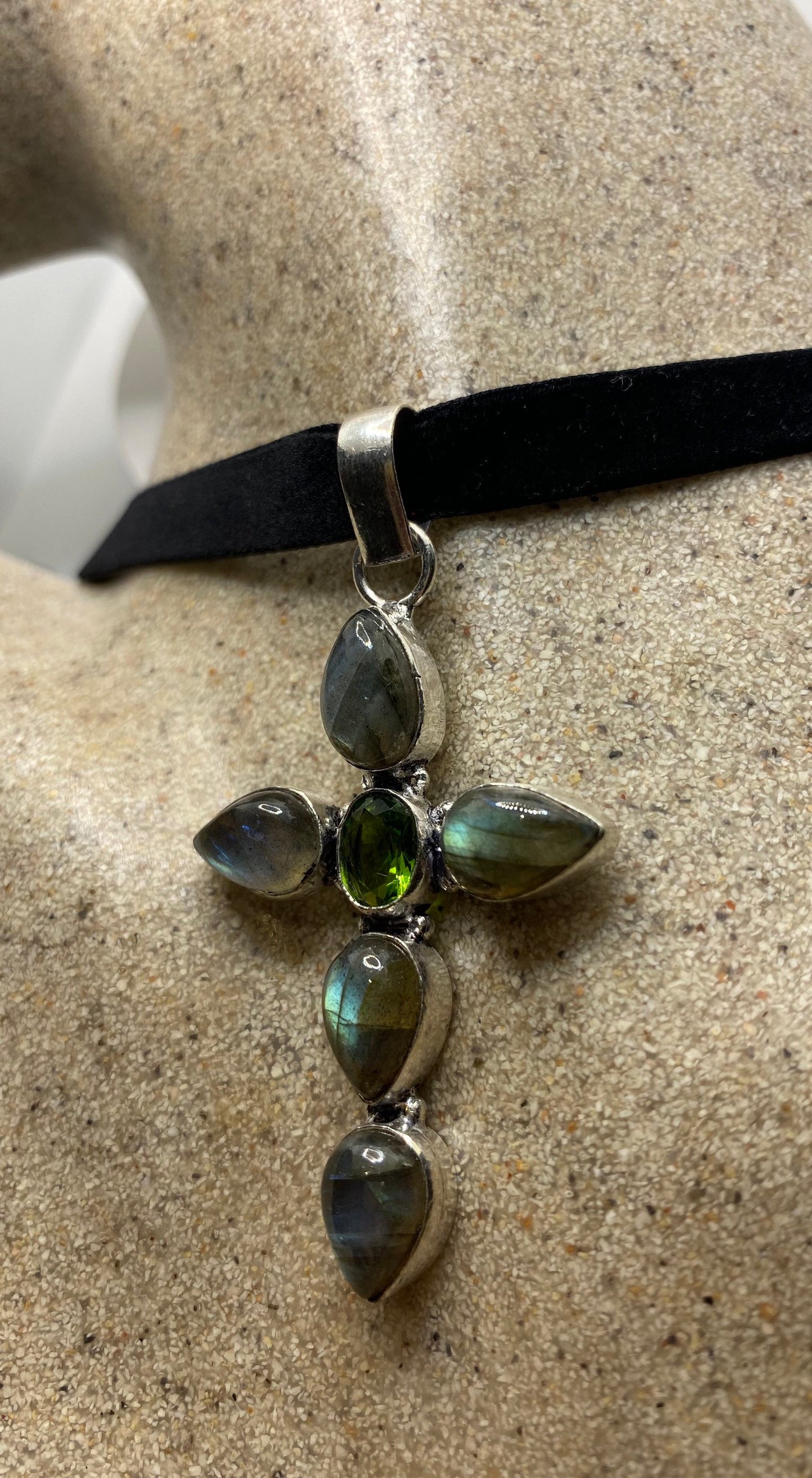 Vintage Rainbow Labradorite Cross Choker Pendant Necklace