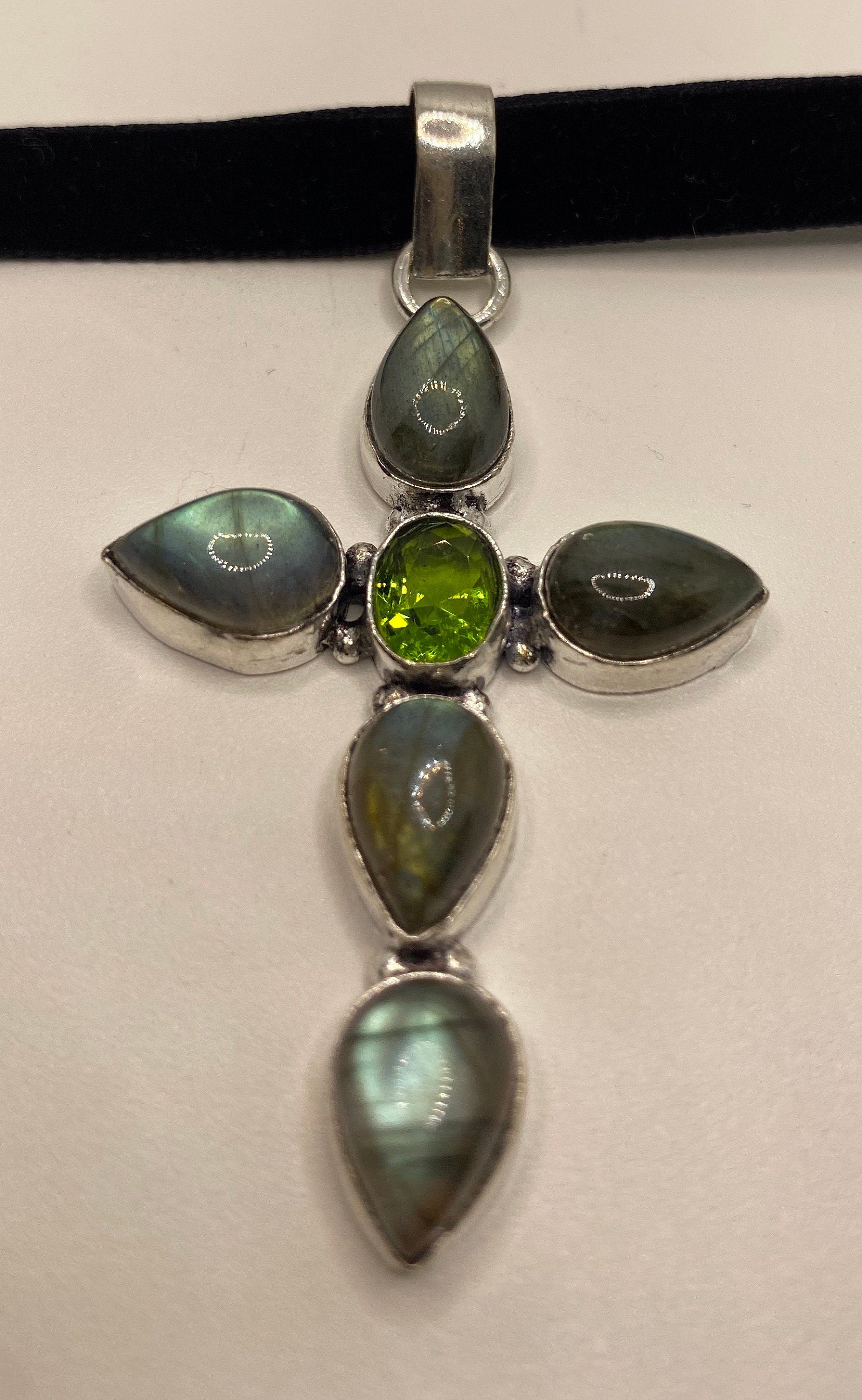 Vintage Rainbow Labradorite Cross Choker Pendant Necklace