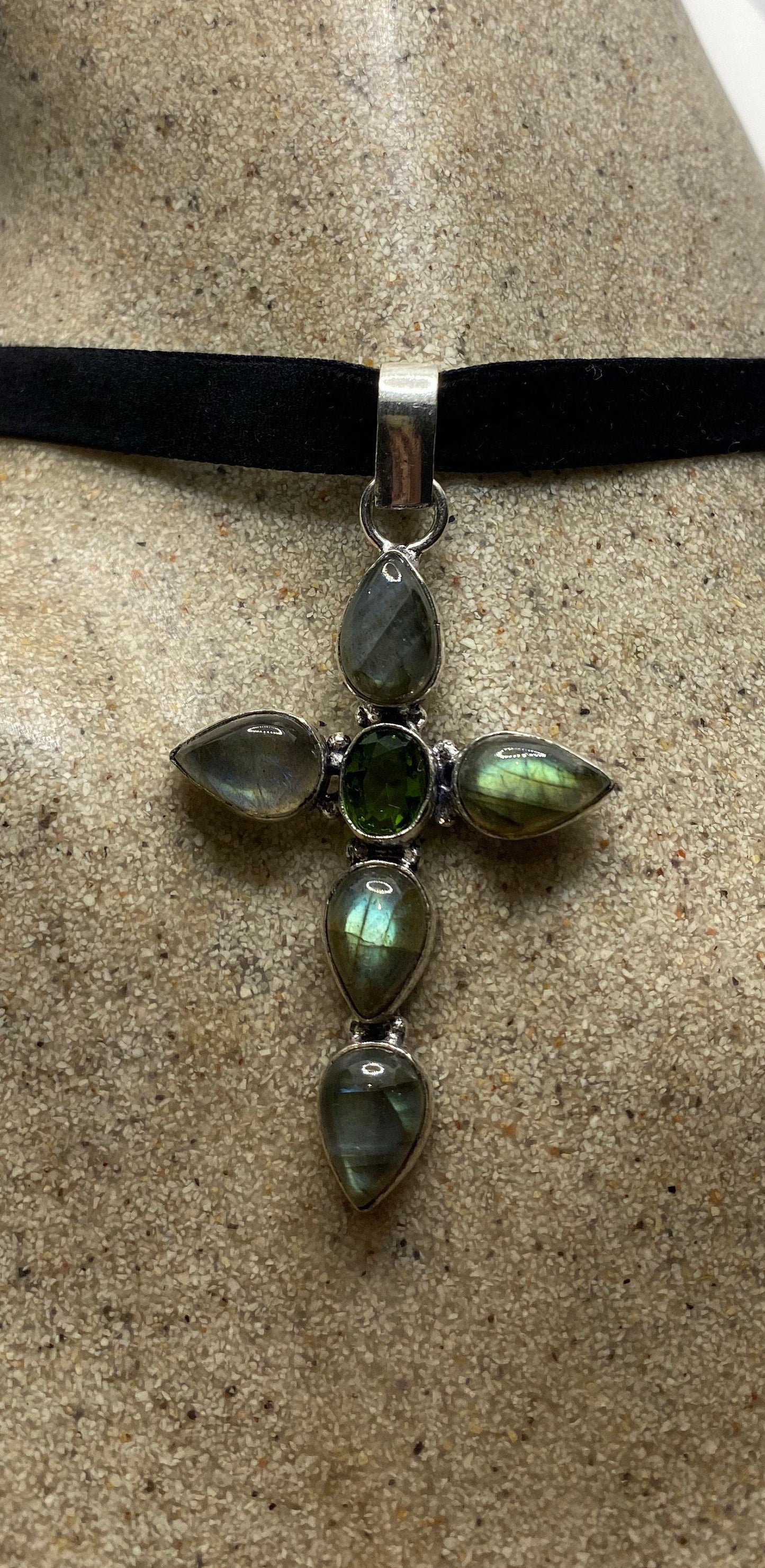 Vintage Rainbow Labradorite Cross Choker Pendant Necklace