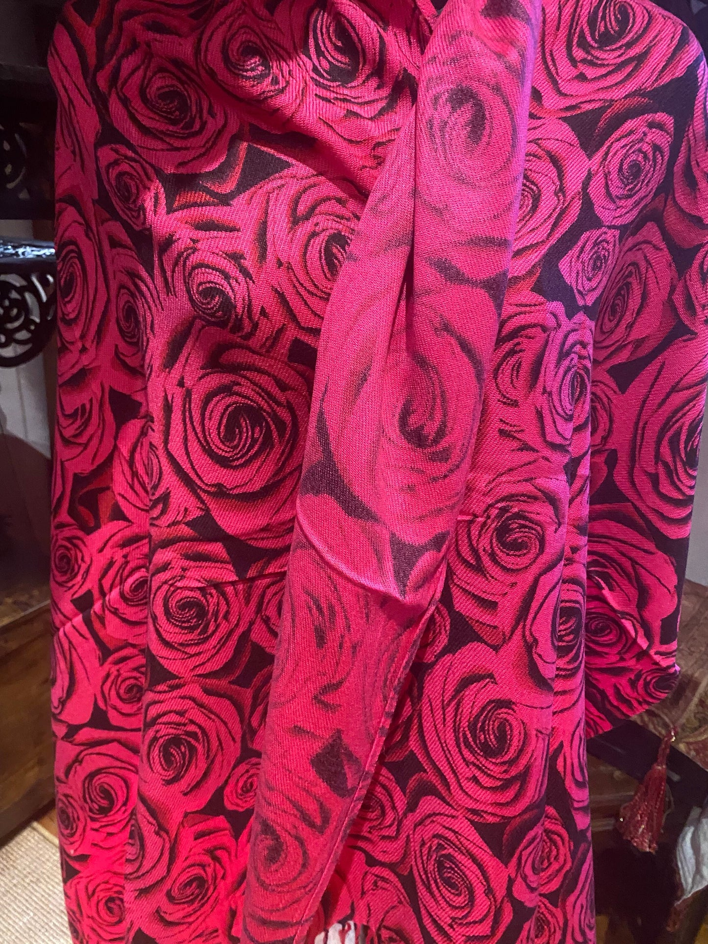 Vintage Valentine Fuscha Pink Black Rose Pashmina Wrap Shawl Scarf