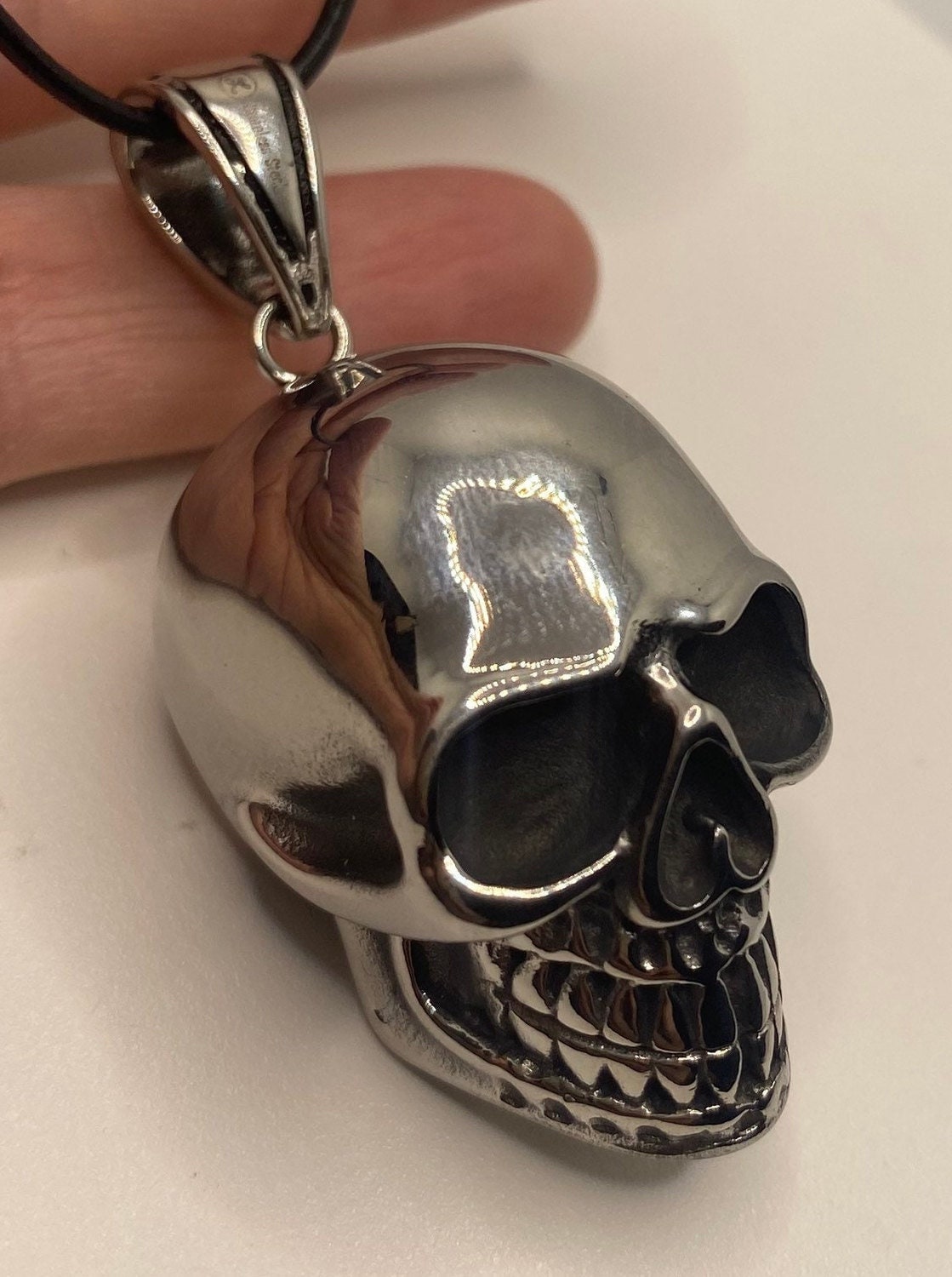 Vintage Silver Stainless Steel Skull Pendant Necklace