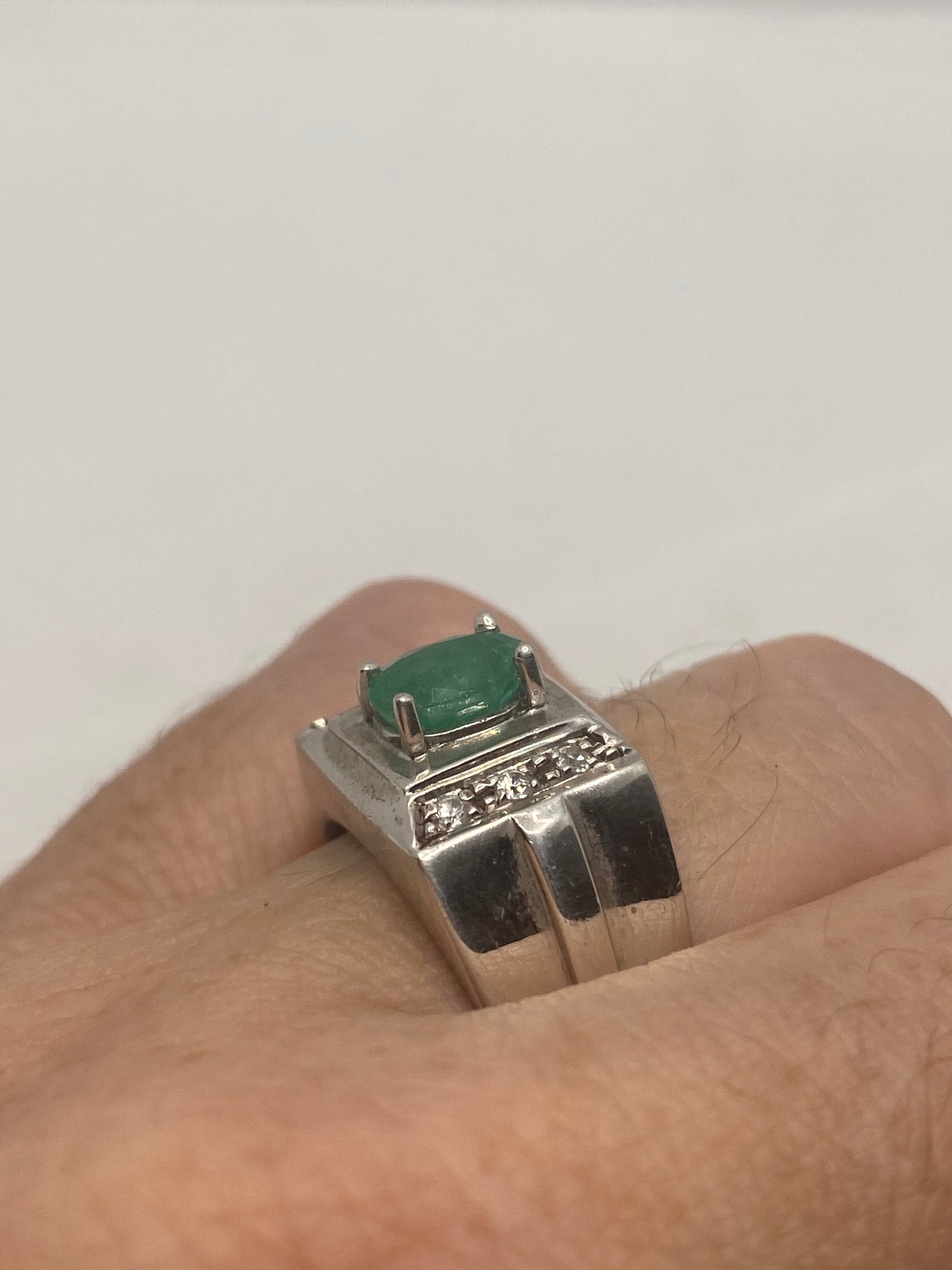 Vintage Green Emerald 925 Sterling Silver Cocktail Ring