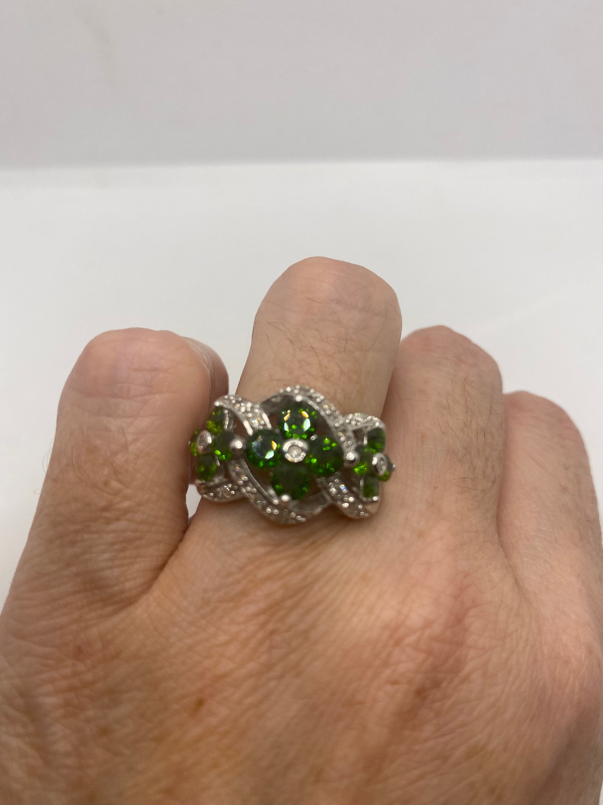 Vintage Green Crome Diopside and White Sapphire 925 Sterling Silver Cocktail Ring