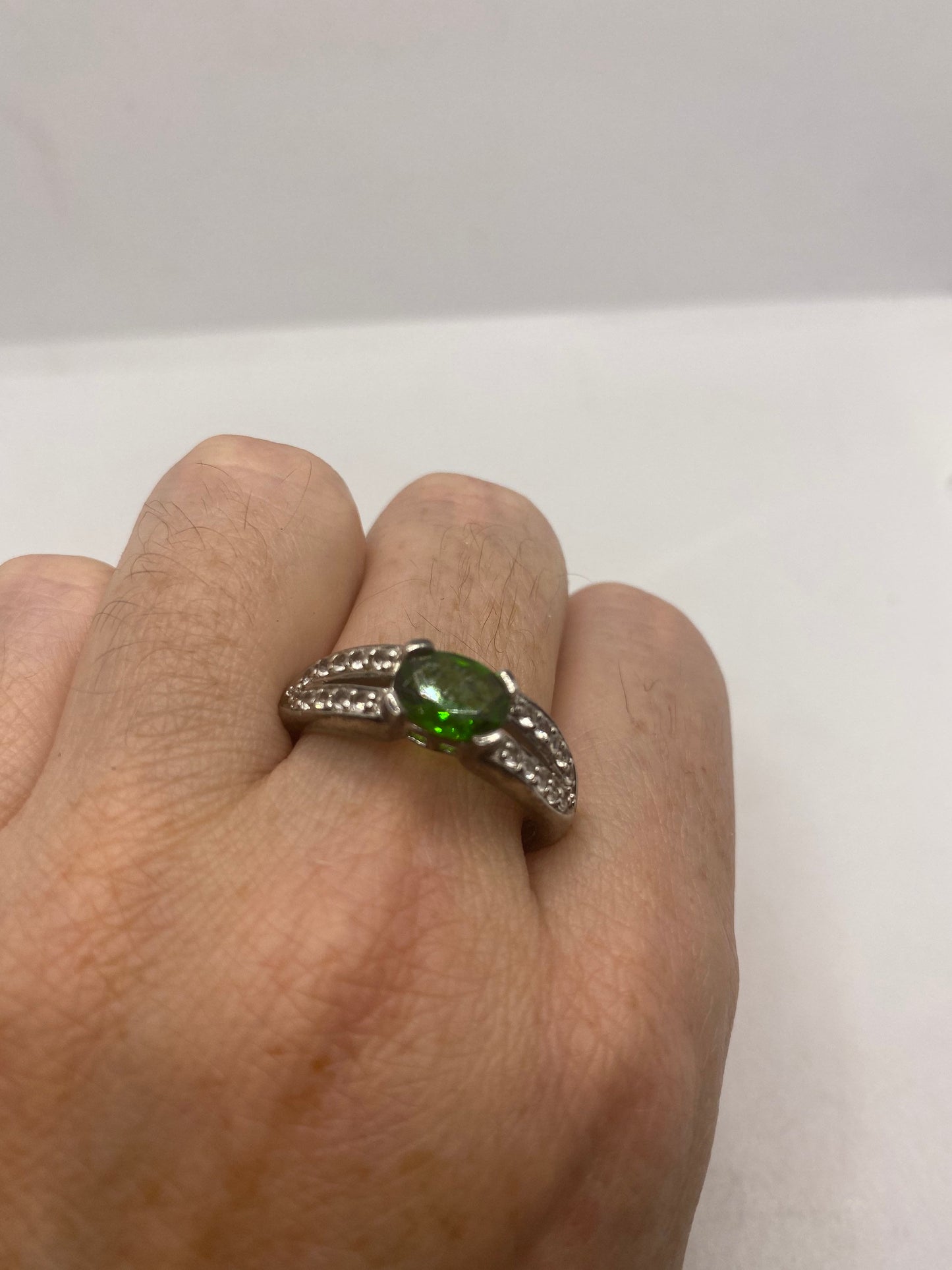 Vintage Green Crome Diopside and White Sapphire 925 Sterling Silver Cocktail Ring