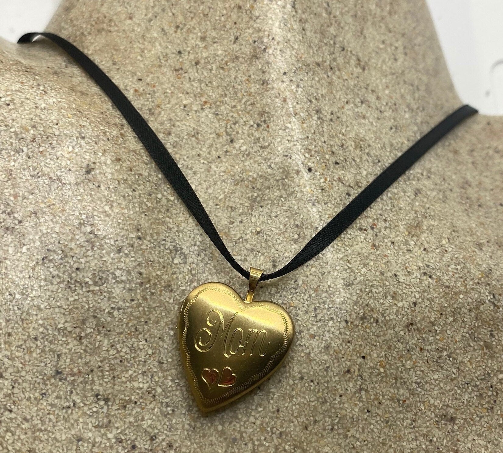 Vintage Gold Locket | Tiny Heart 9k Gold Filled Pendant Photo Memory Charm Engraved "Mom" Hearts | Choker Necklace