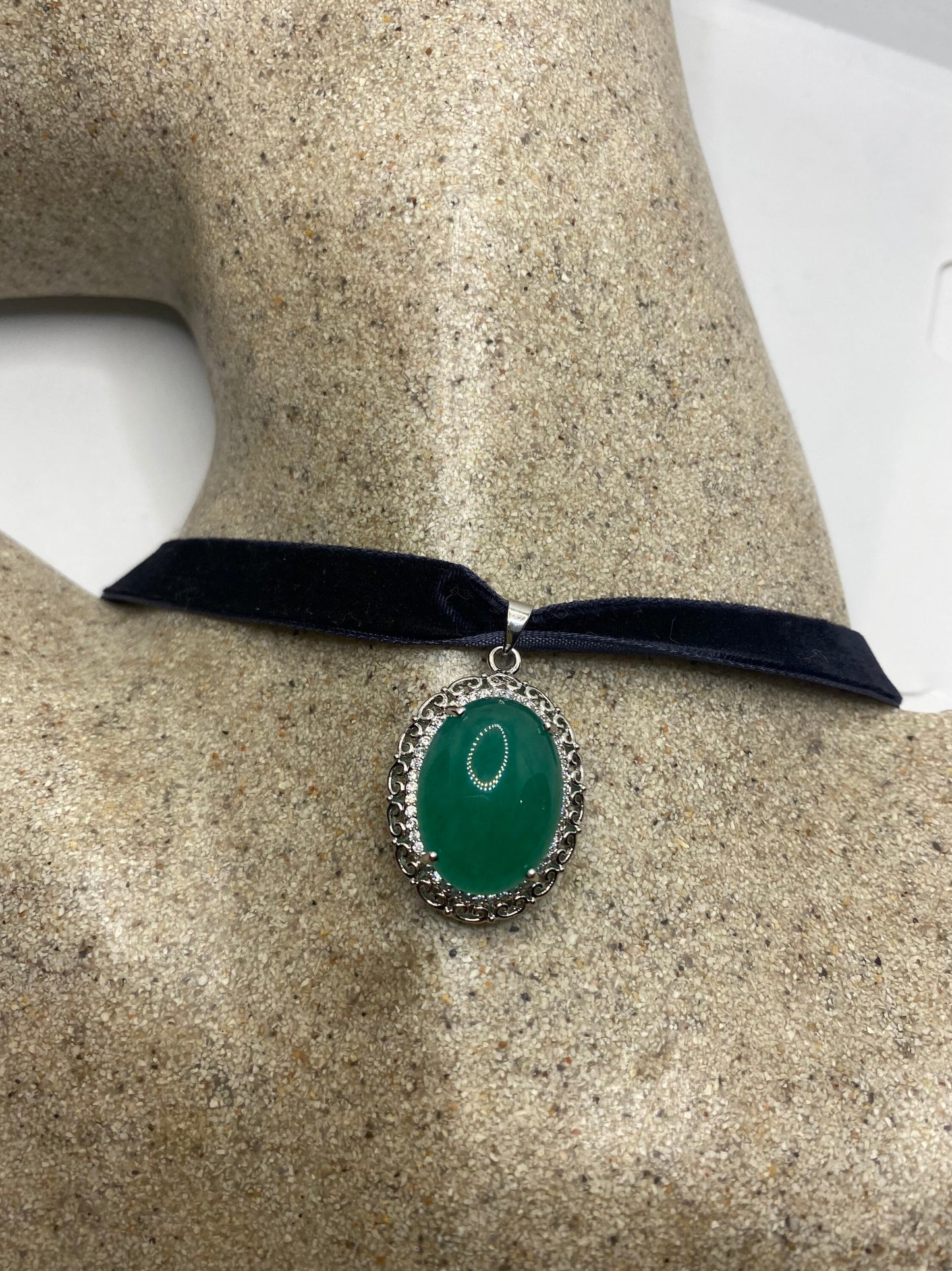 Vintage Green Jade Choker Silver Bronze Necklace Pendant