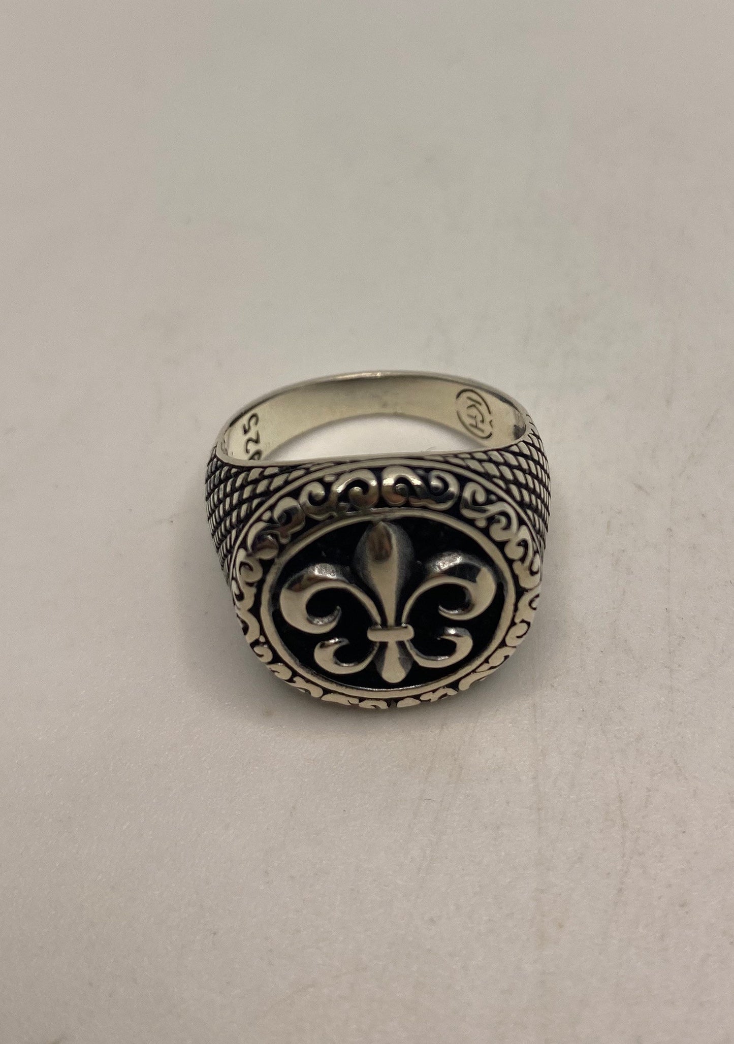 Vintage Gothic Silver Sterling Silver Fleur De Lis Mens Ring