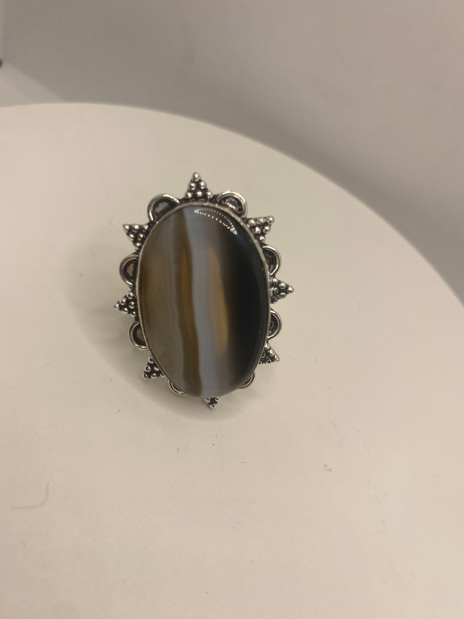 Vintage Black and White Agate Cocktail Ring