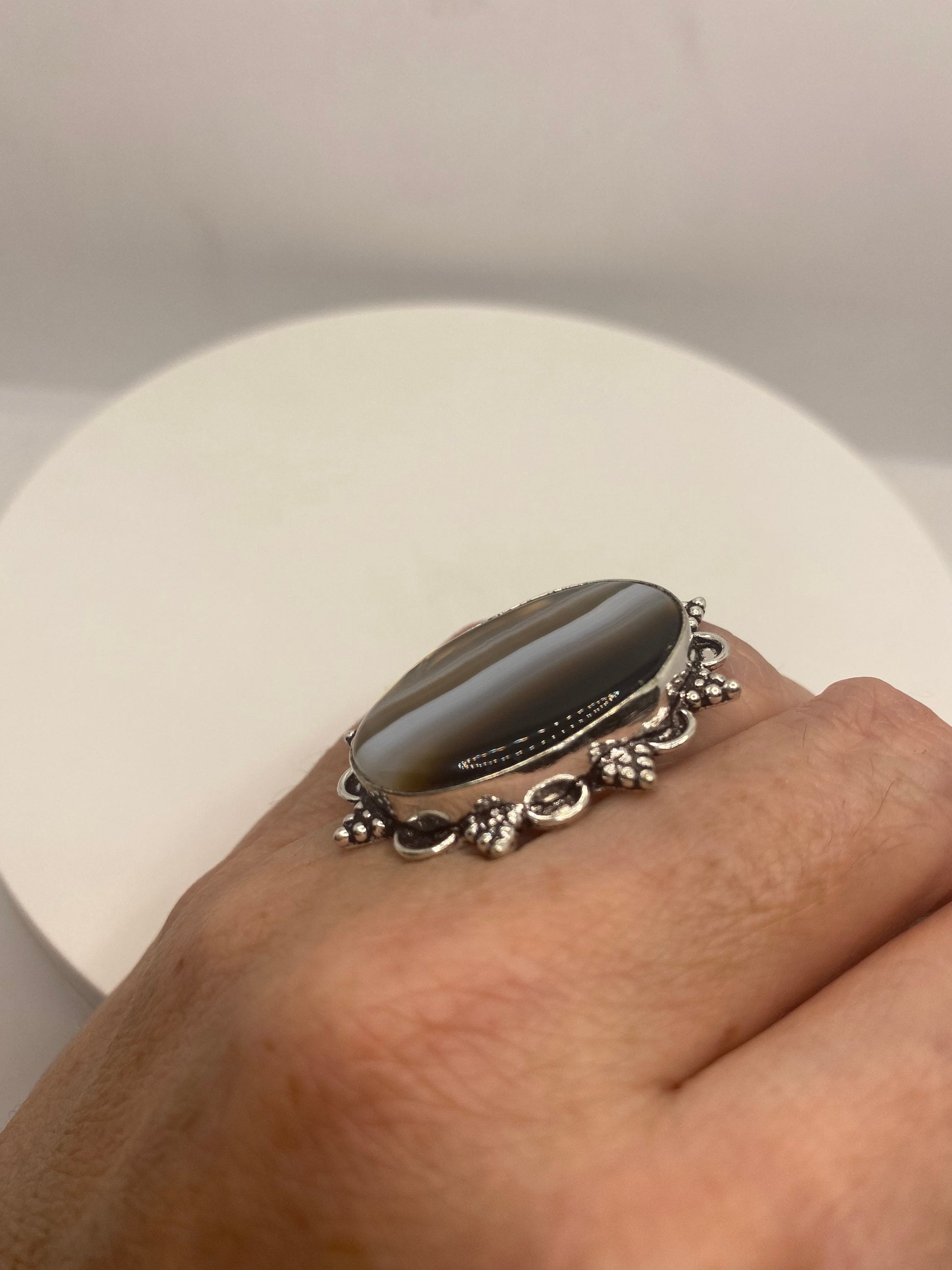 Vintage Black and White Agate Cocktail Ring