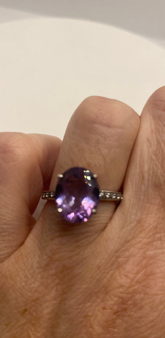 Vintage Purple Amethyst Ring in 925 Sterling Silver