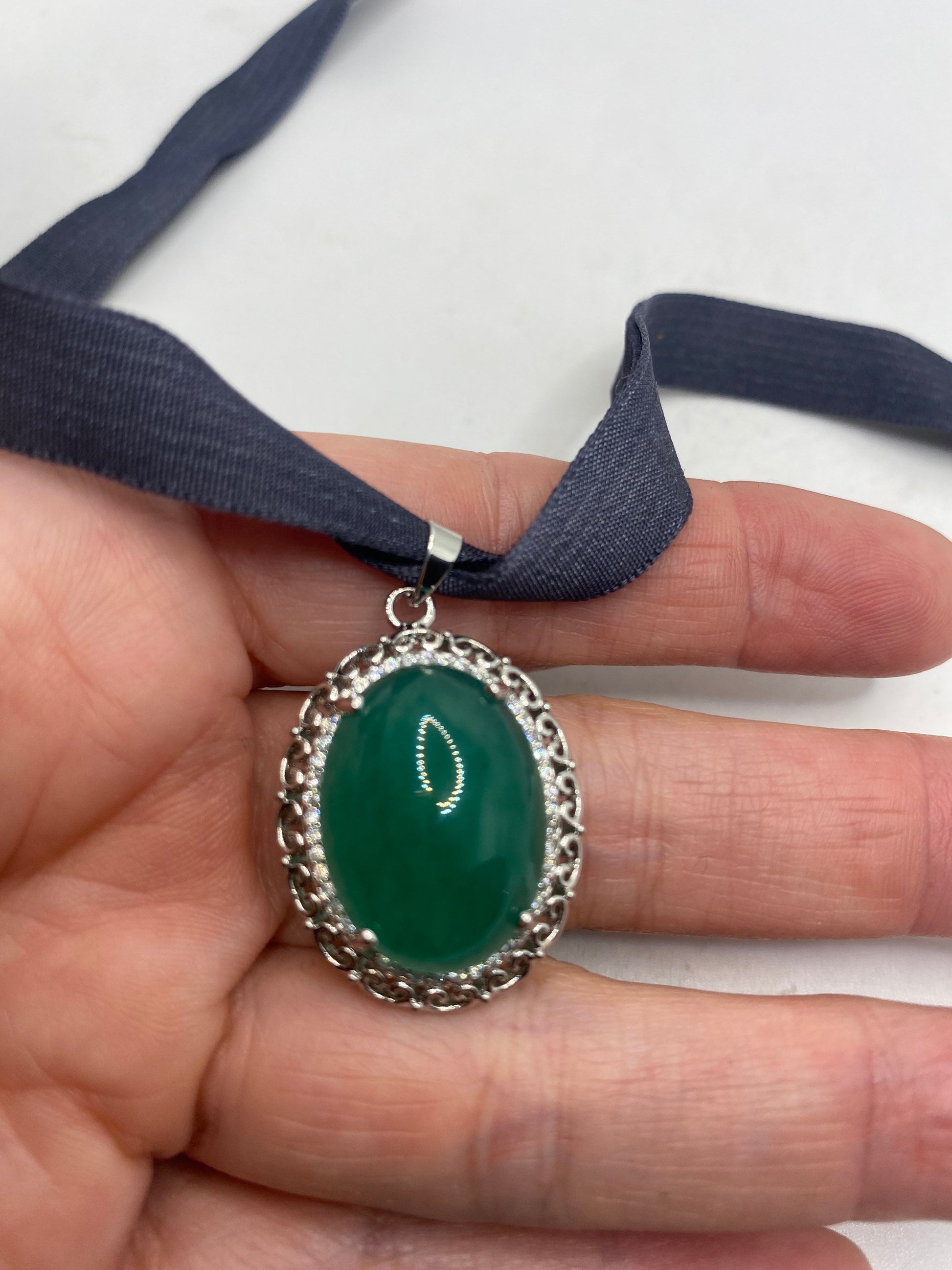 Vintage Green Jade Choker Silver Bronze Necklace Pendant