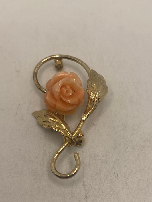 Vintage Shell Cameo Rose Yellow Gold Filled Brooch Pin
