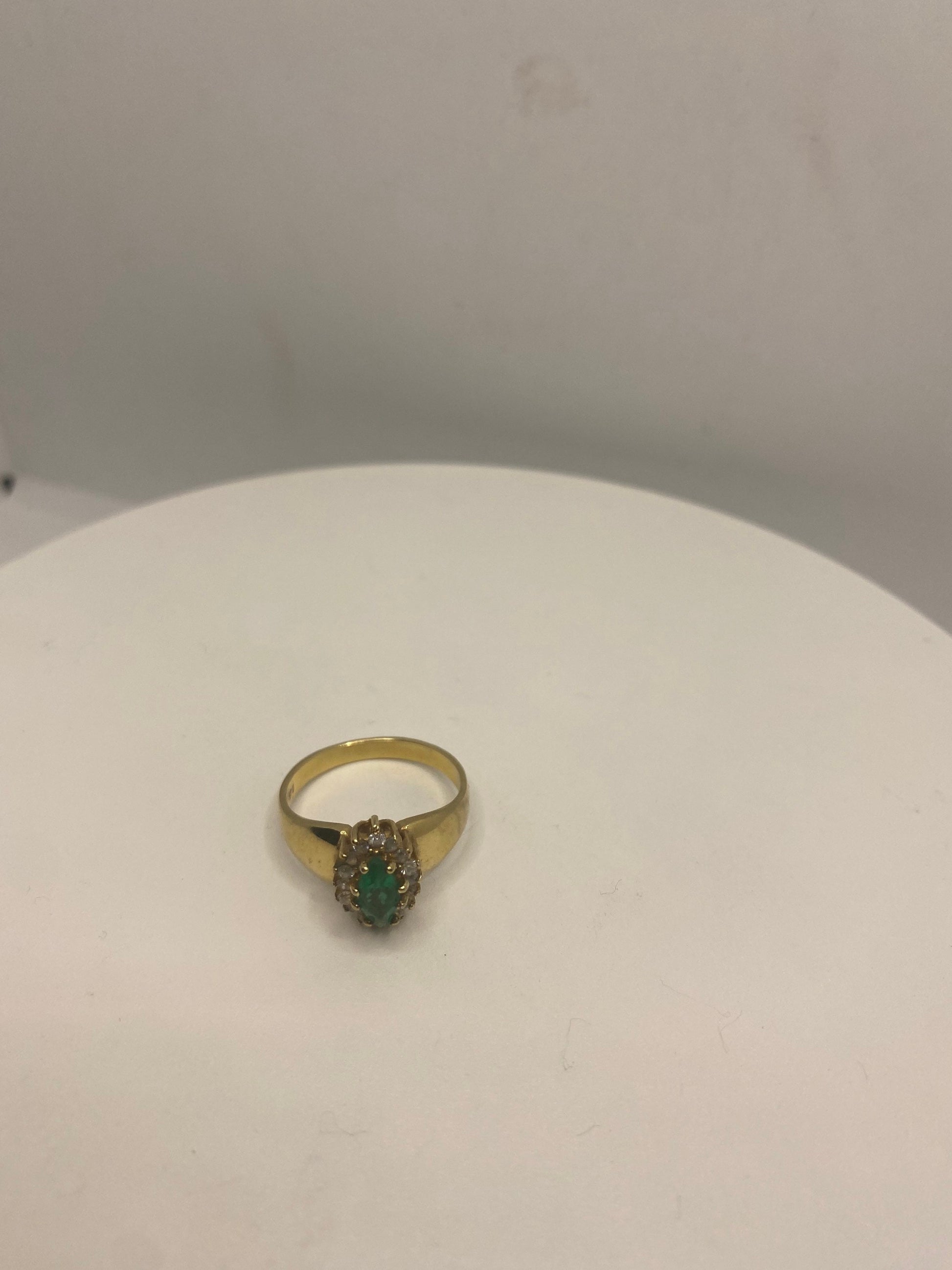 Vintage Green Flourite White Sapphire Golden 925 Sterling Silver Ring