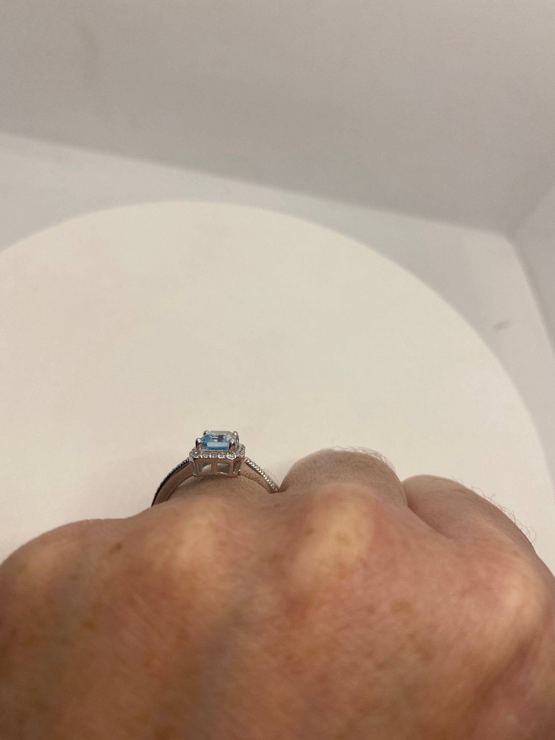 Vintage Genuine Blue Topaz 925 Sterling Silver Ring