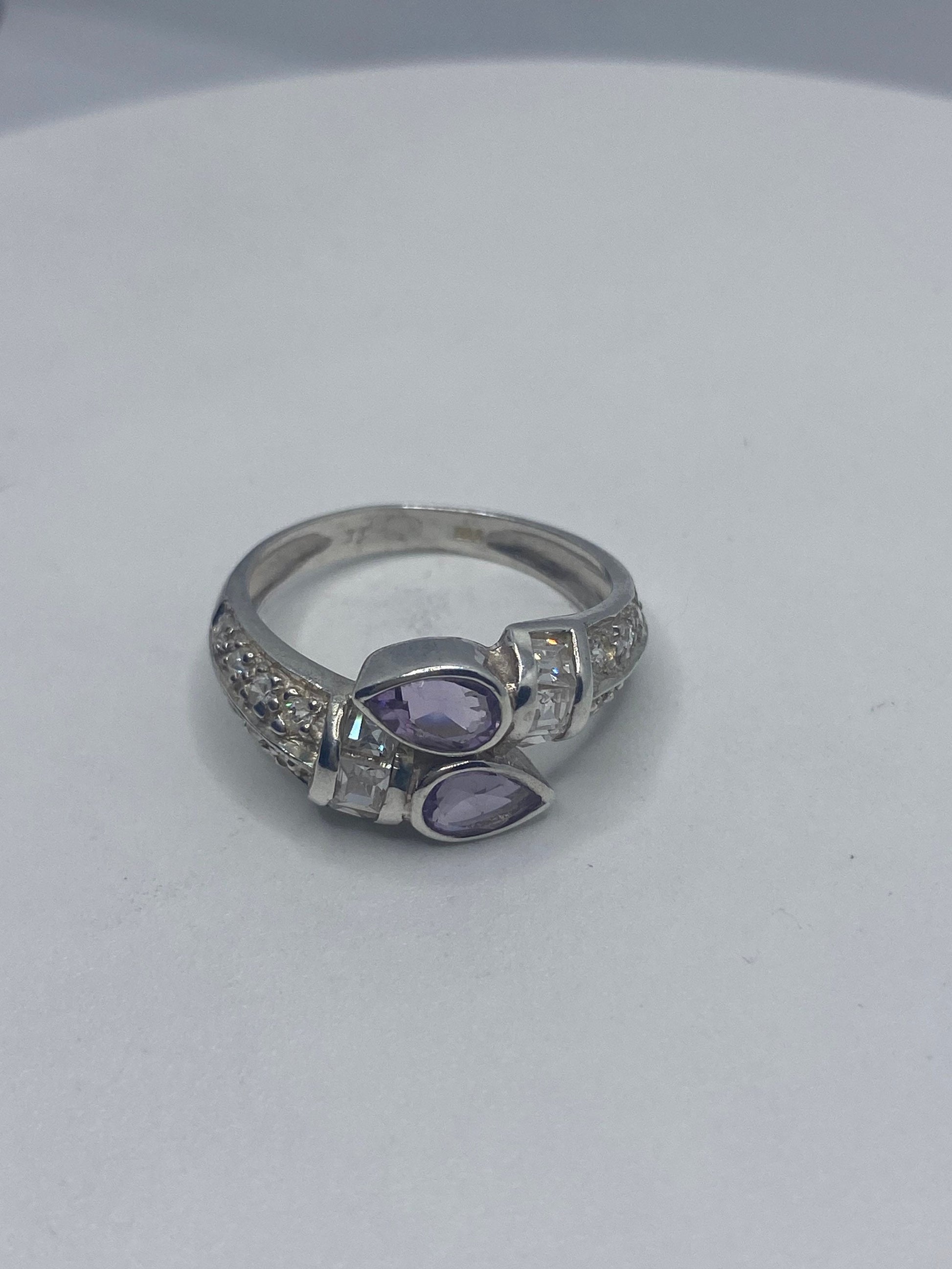 Vintage Purple Amethyst Ring 925 Sterling Silver Size 7.5