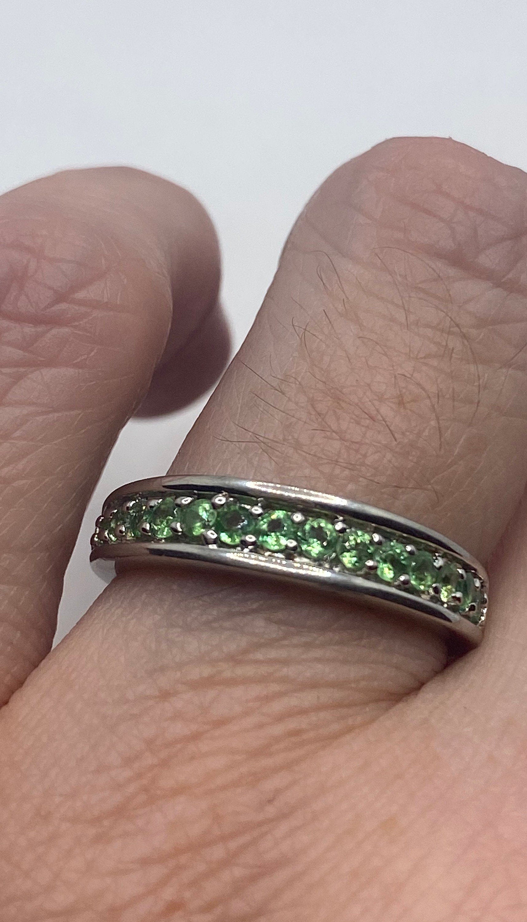 Vintage Green Chrome Diopside Band Setting 925 Sterling Silver Ring