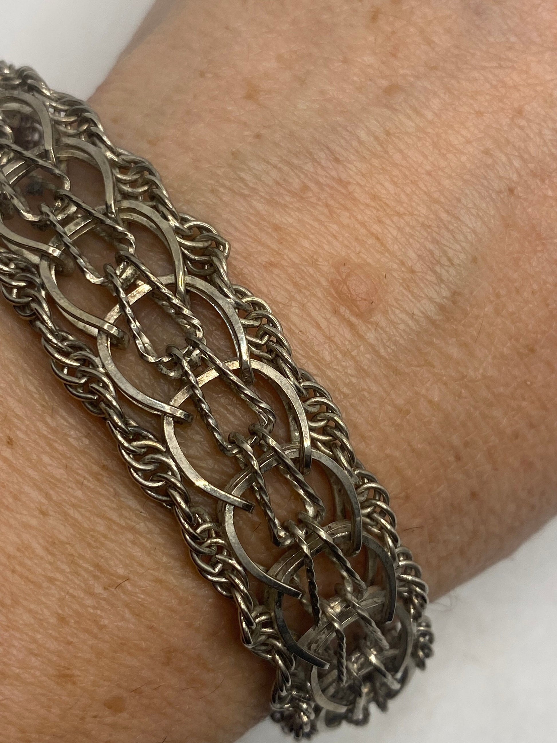 Vintage 925 Sterling Silver Chain Link Charm Bracelet