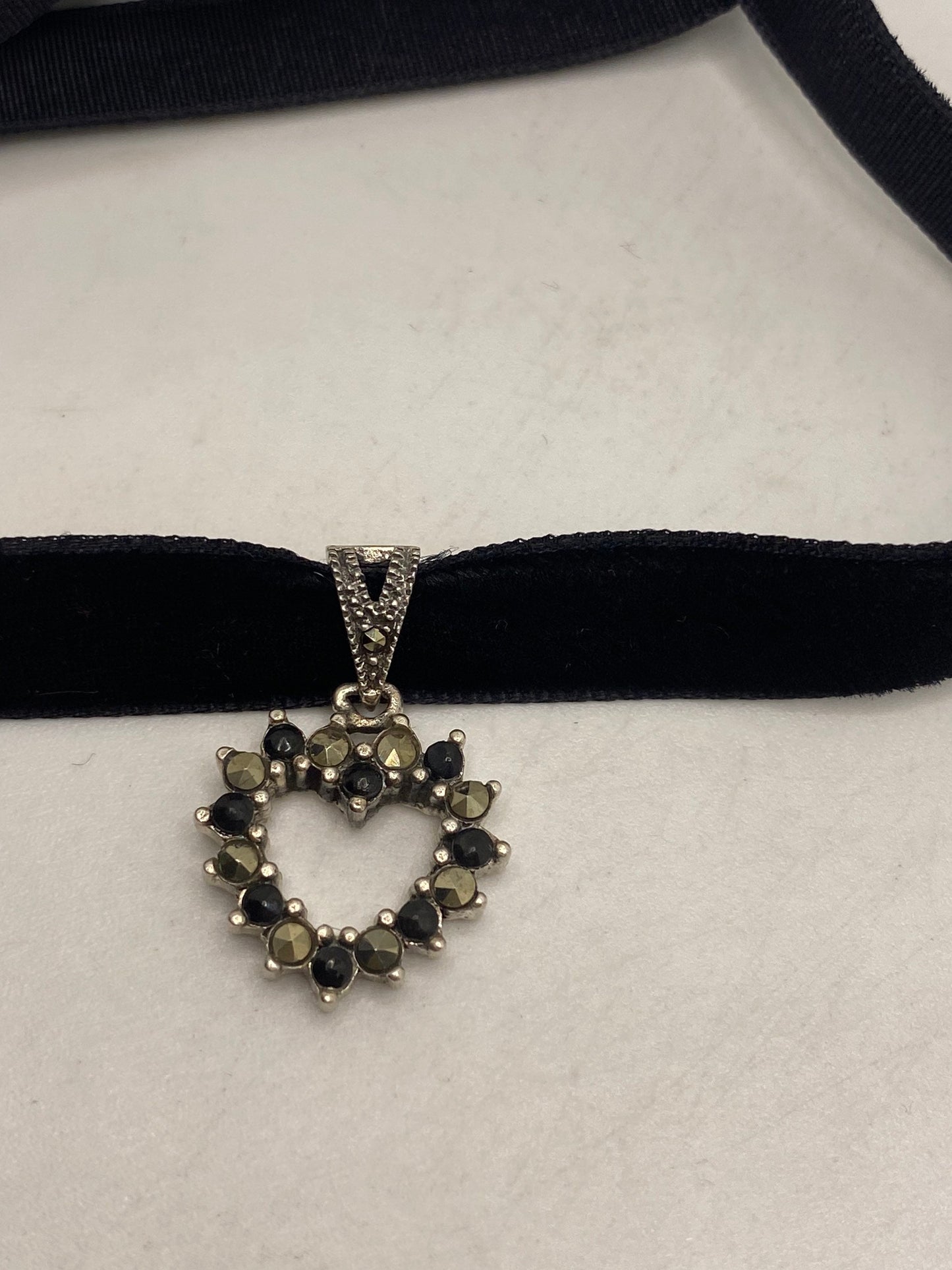 Vintage Black Onyx Marcasite Heart Choker 925 Sterling Silver Deco Pendant Necklace