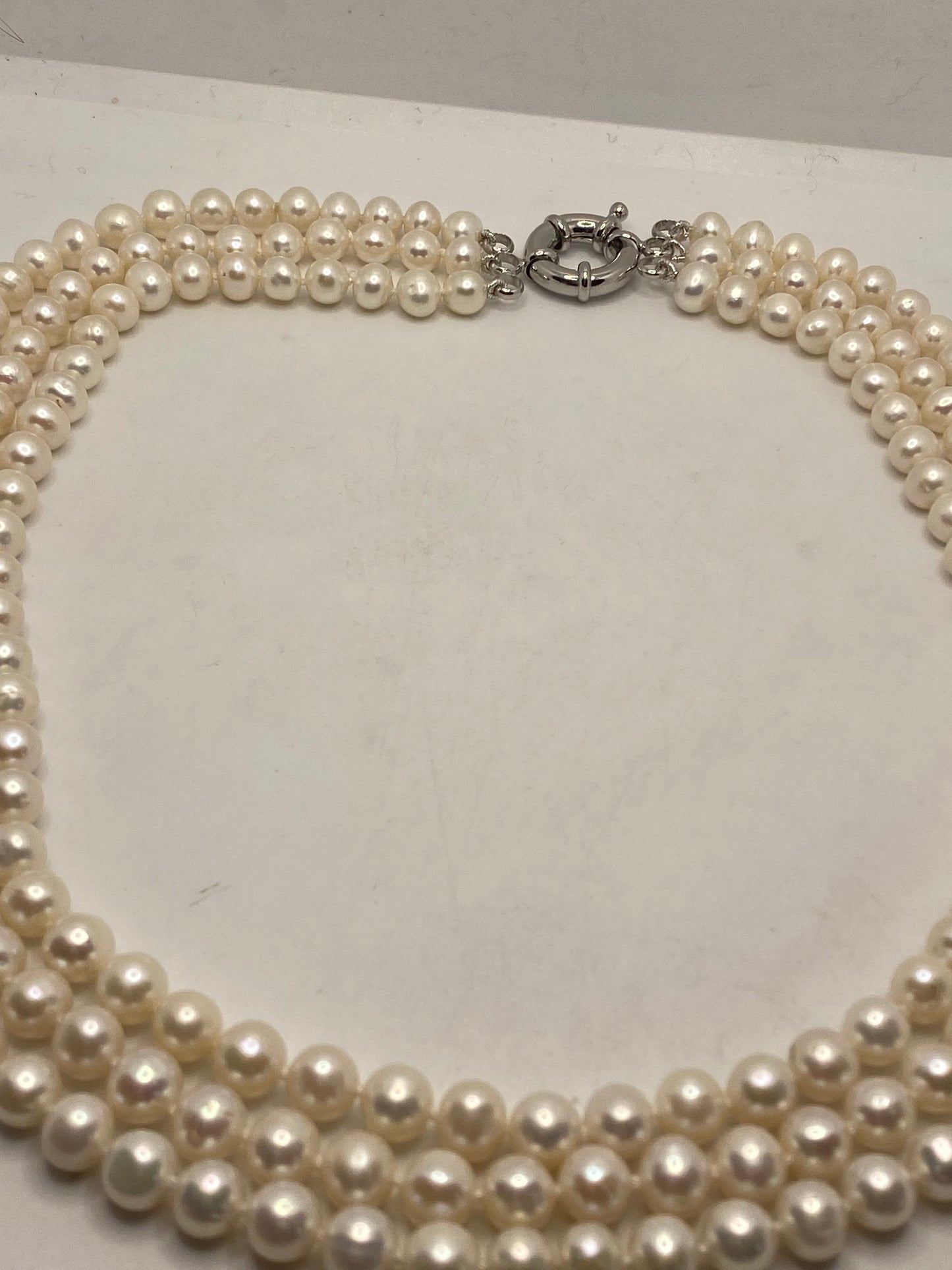 Vintage Hand Knotted Cream Pearl Double 17 in Necklace