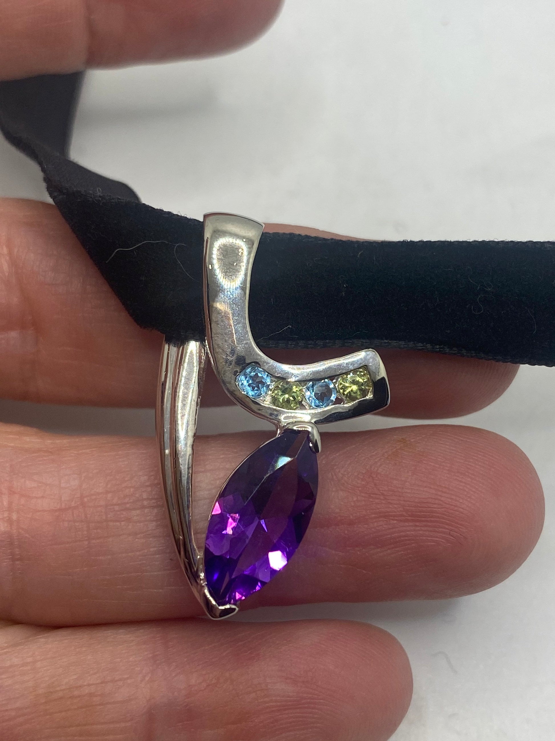 Vintage Choker 925 Sterling Silver Purple Amethyst Pendant