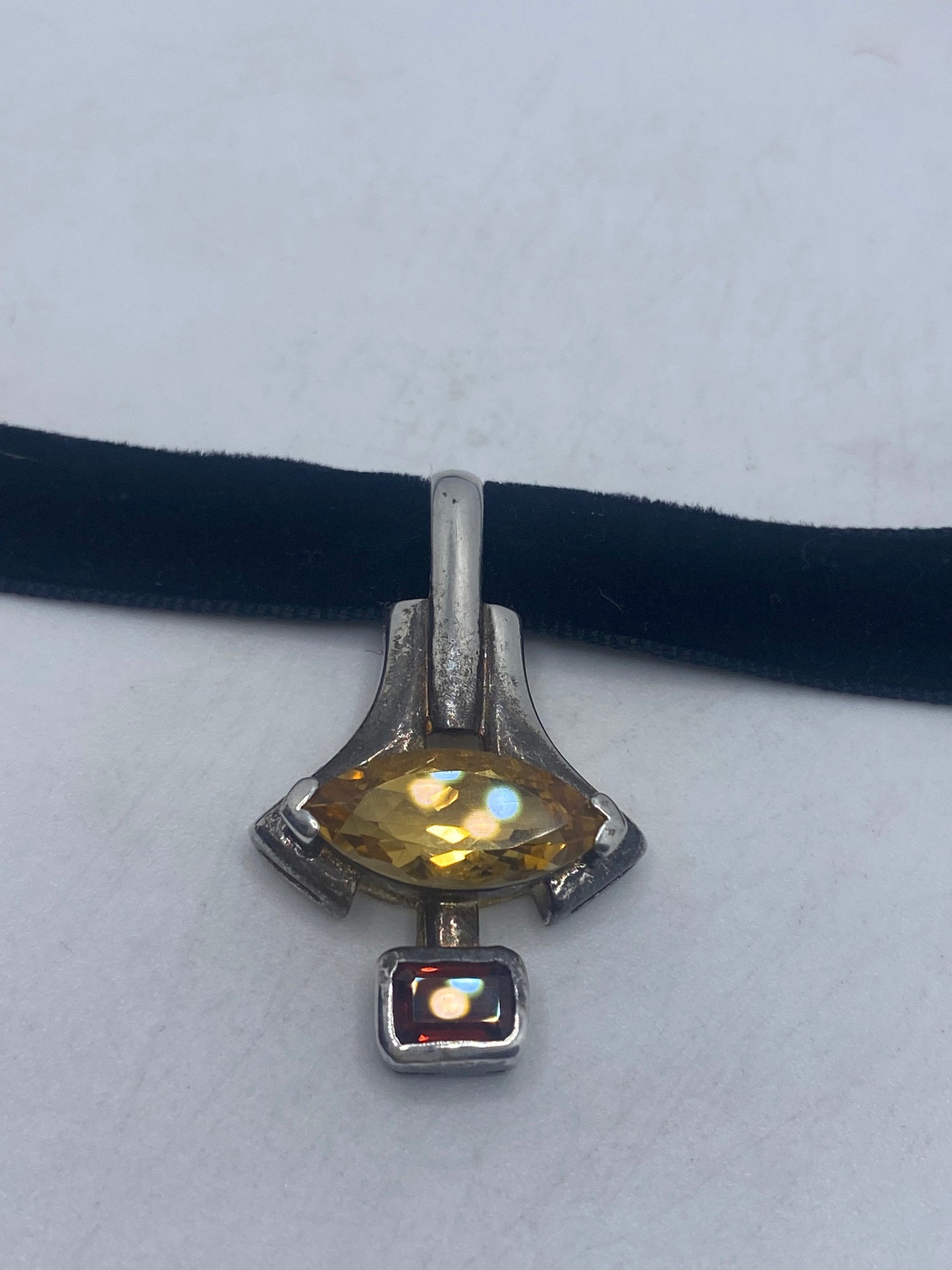 Vintage Sterling Silver Golden Lemon Citrine and Garnet Choker Pendant