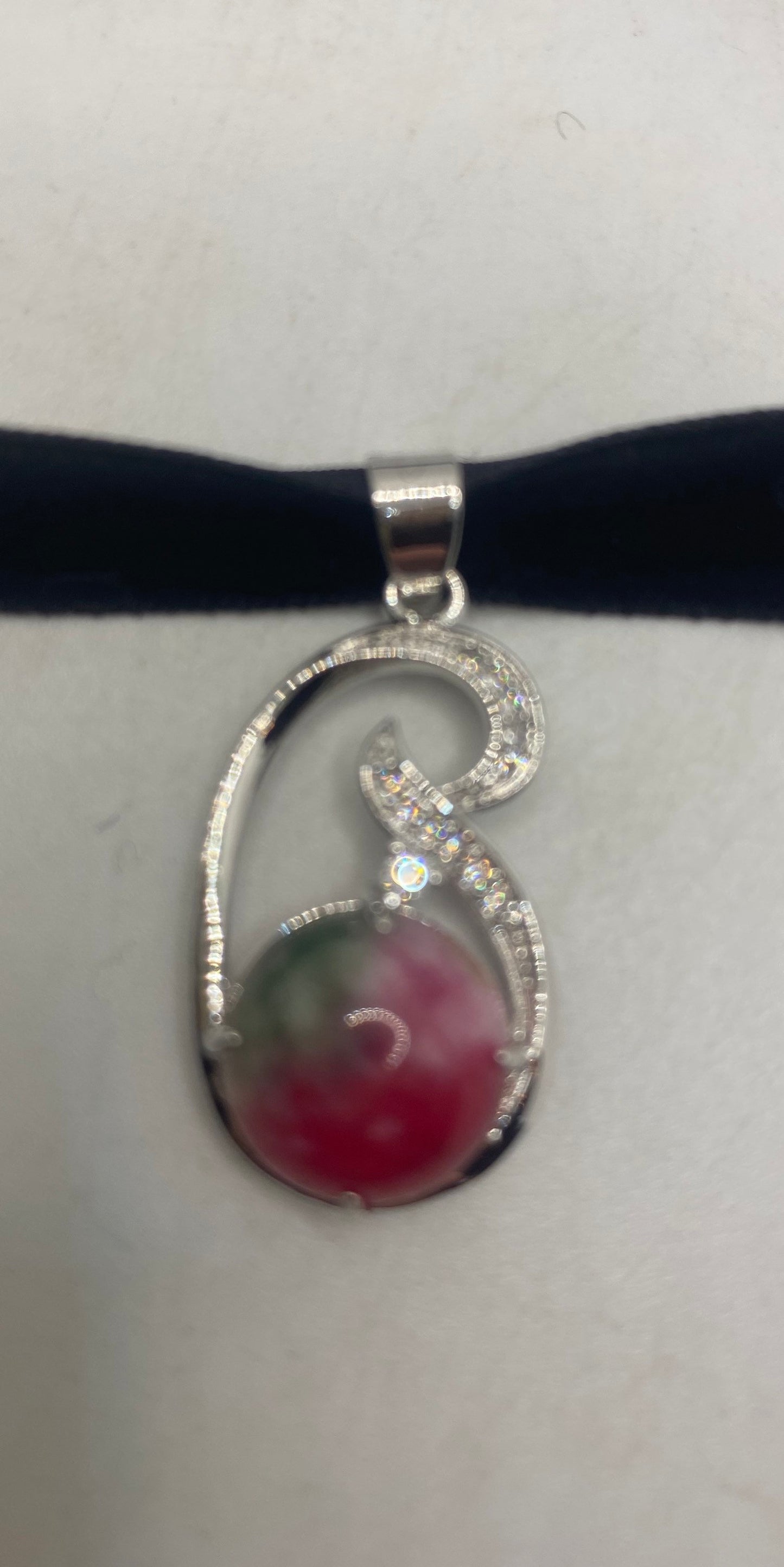 Vintage Ruby Zoizite Gemstone Silver Choker Pendant Necklace