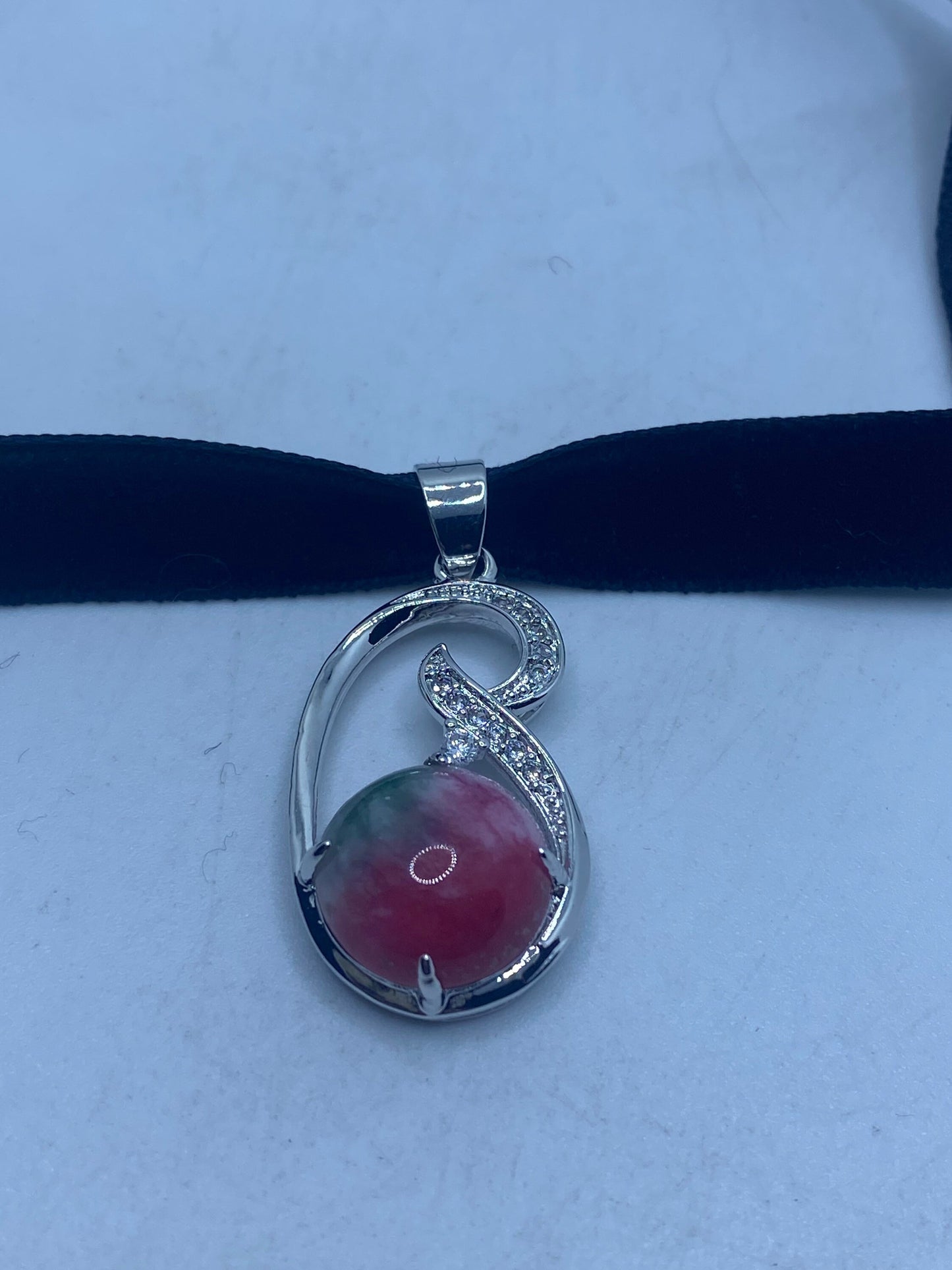 Vintage Ruby Zoizite Gemstone Silver Choker Pendant Necklace