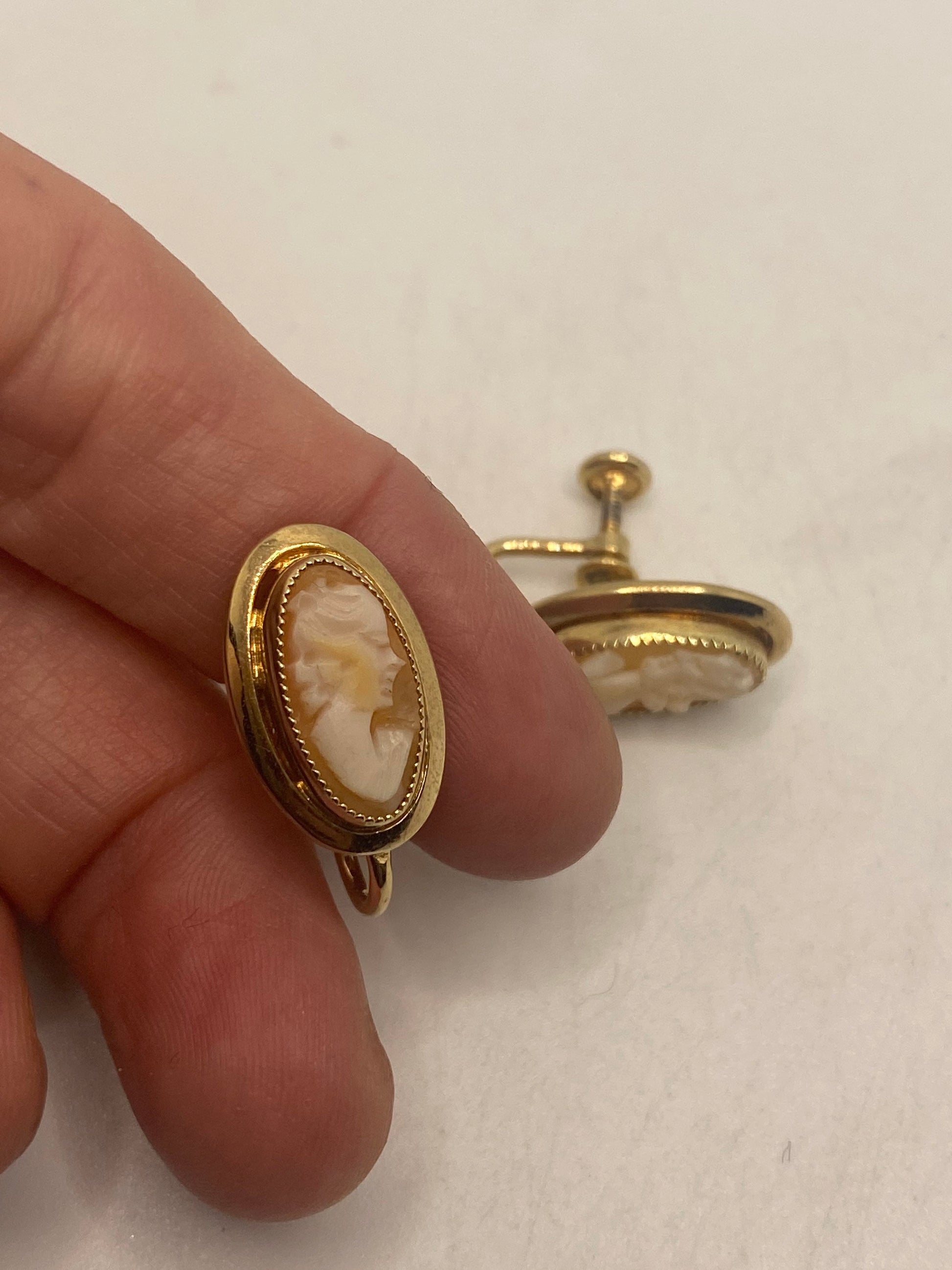 Vintage Cameo Gold filled Screw Back Earrings