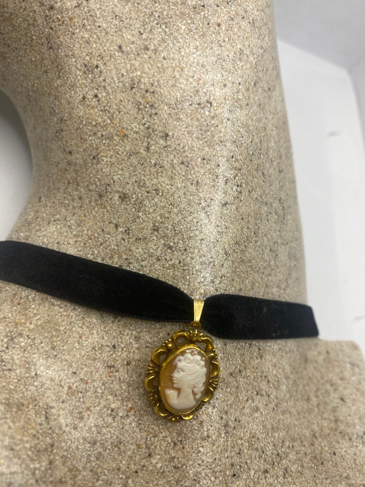 Vintage Shell Cameo Rose and Yellow Gold Filled Necklace Choker