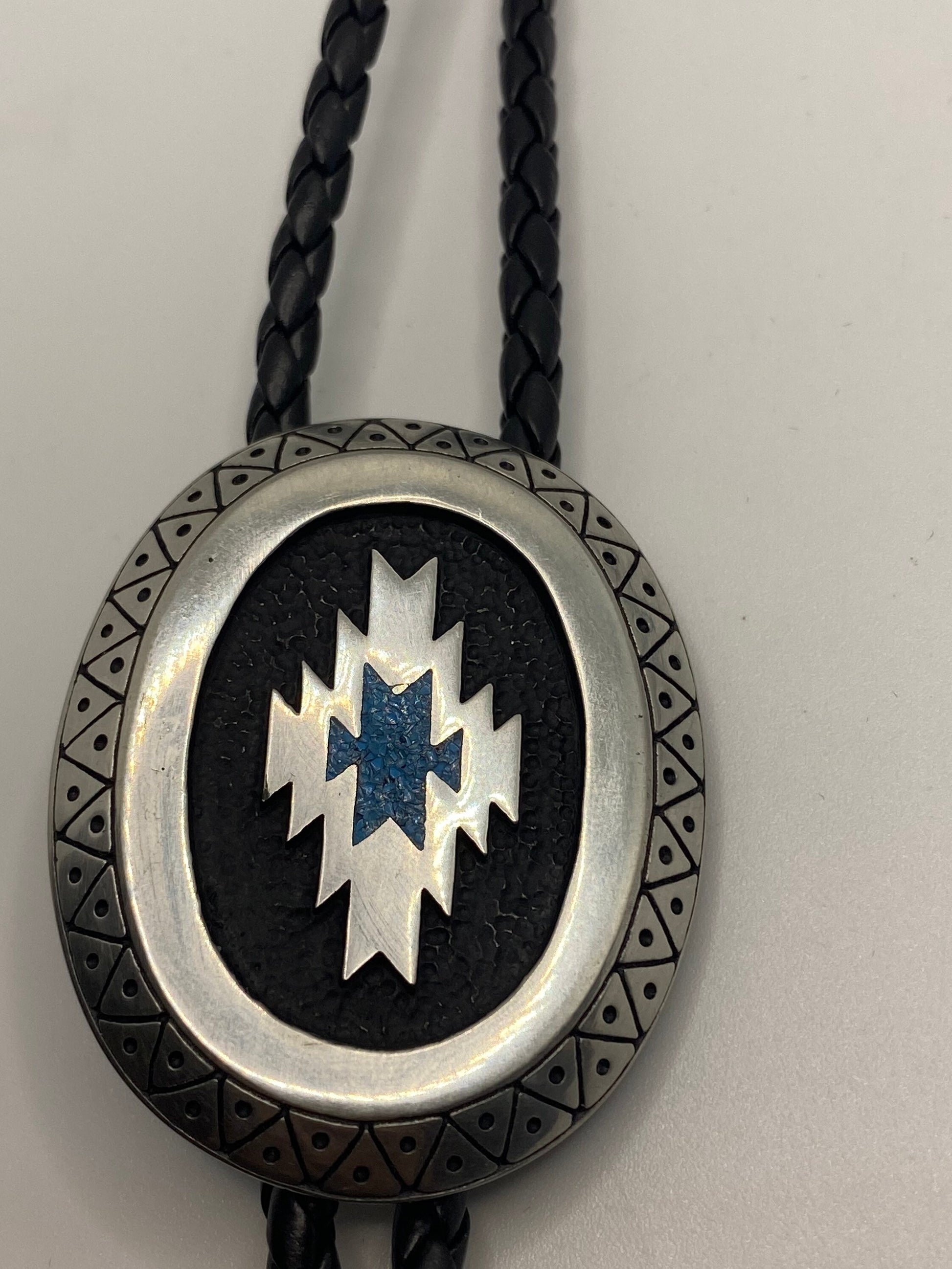 Vintage Native American Southwestern Inlay Turquoise Gemstone Pendant bolo Necklace