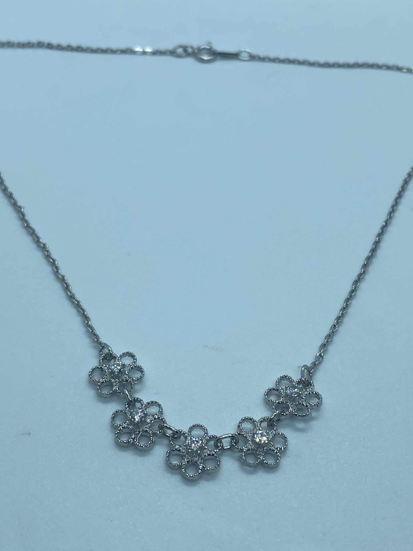 Vintage 925 Sterling Silver White Sapphire Flower 16 inch necklace