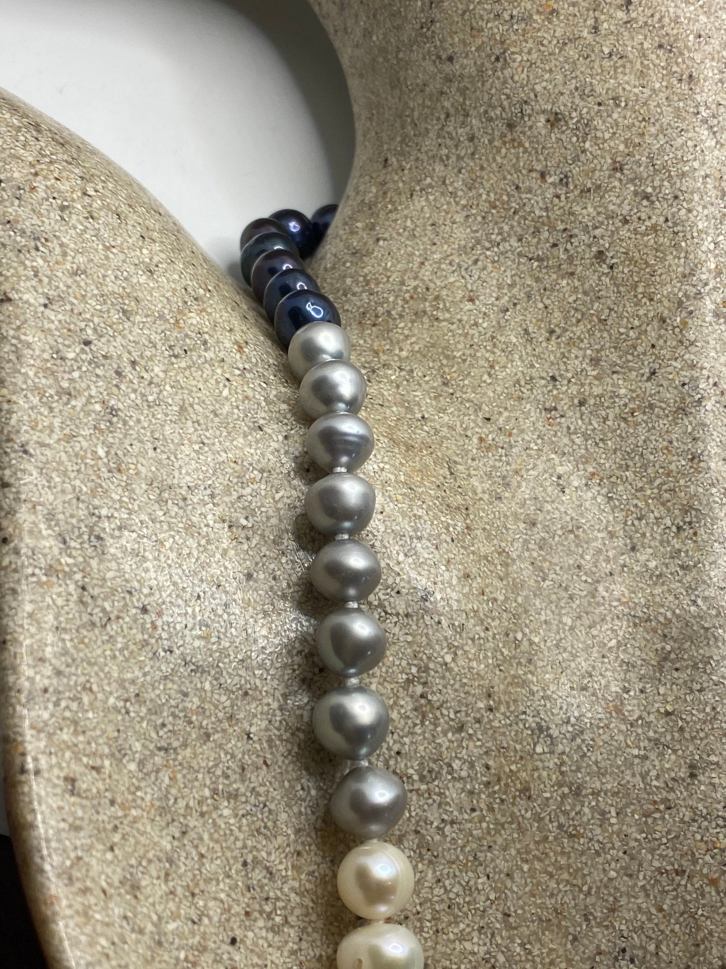 Vintage Hand Knotted Grey Shaded Pearl 18 in Necklace