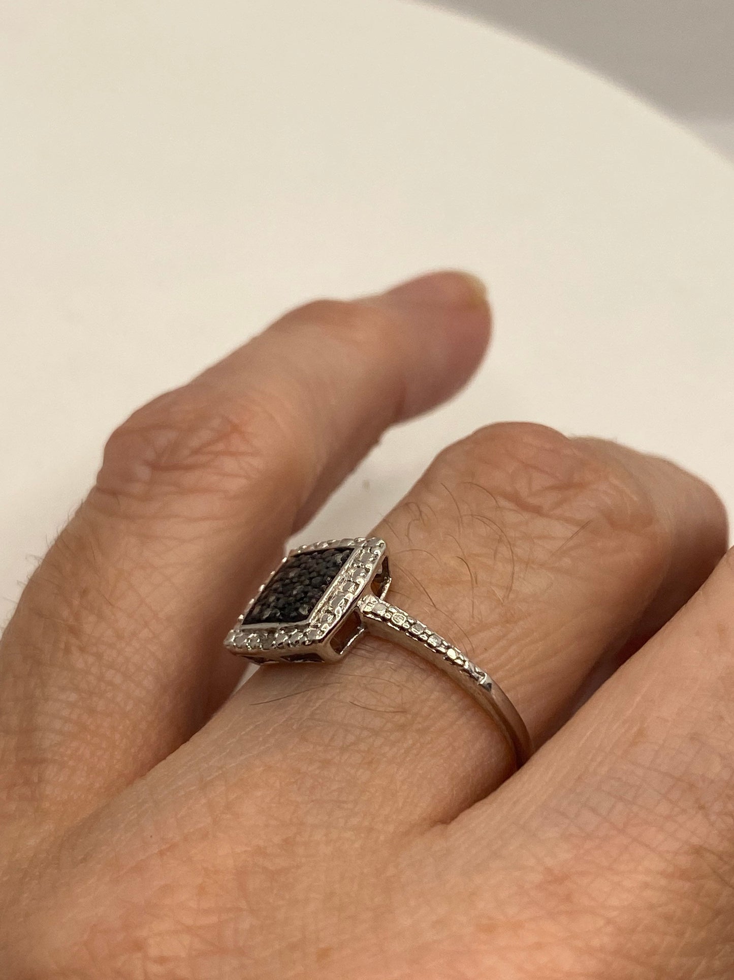 Vintage Black and White Diamond 925 Sterling Silver Wedding Band Ring