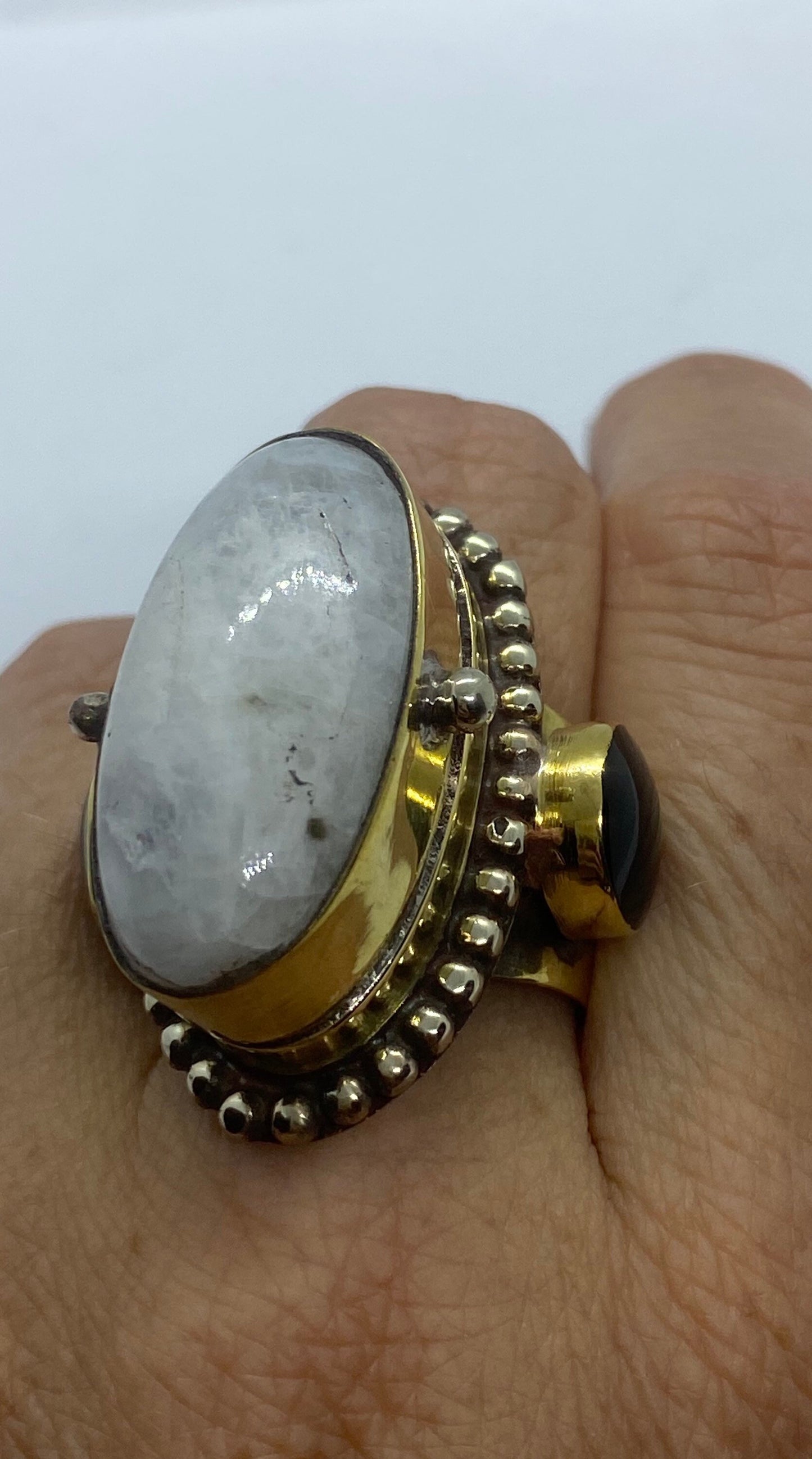 Large Stone Brass Knuckle poison pillbox Adjustable Ring